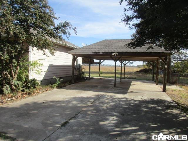 8 Porter Property Photo 3