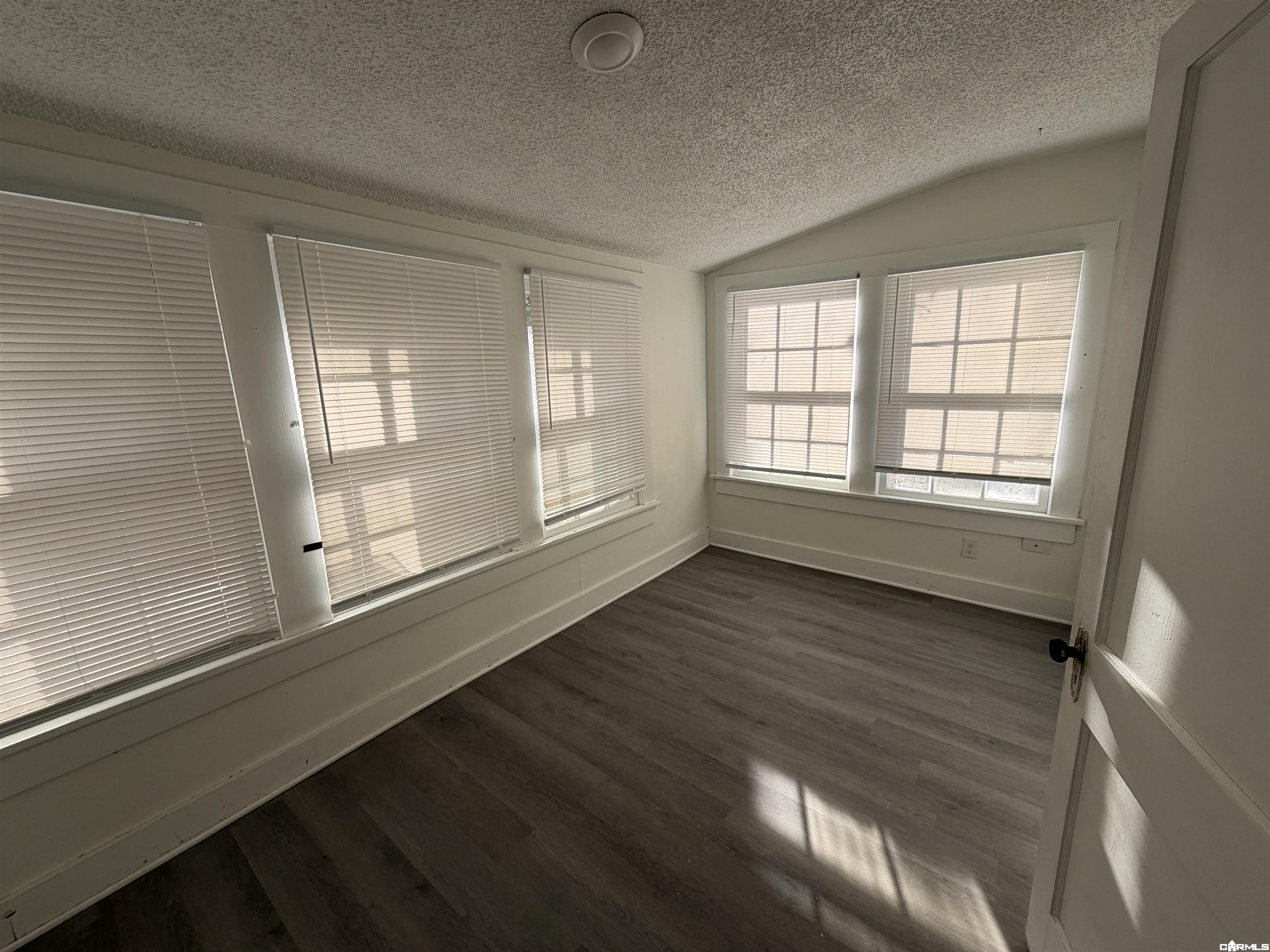 4500 W 28th Property Photo 8