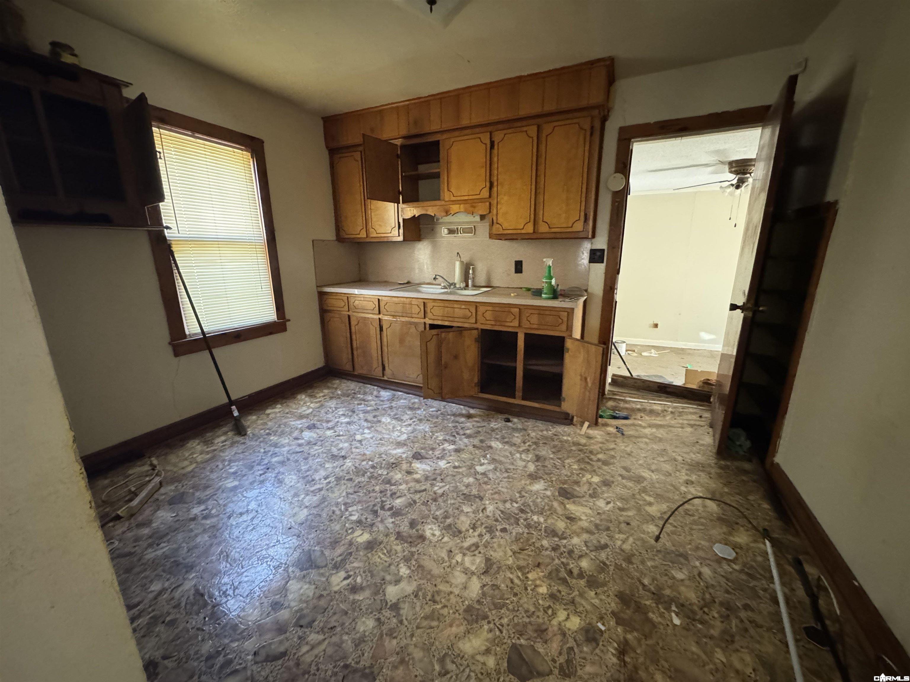 315 E Cherry Street Property Photo 7