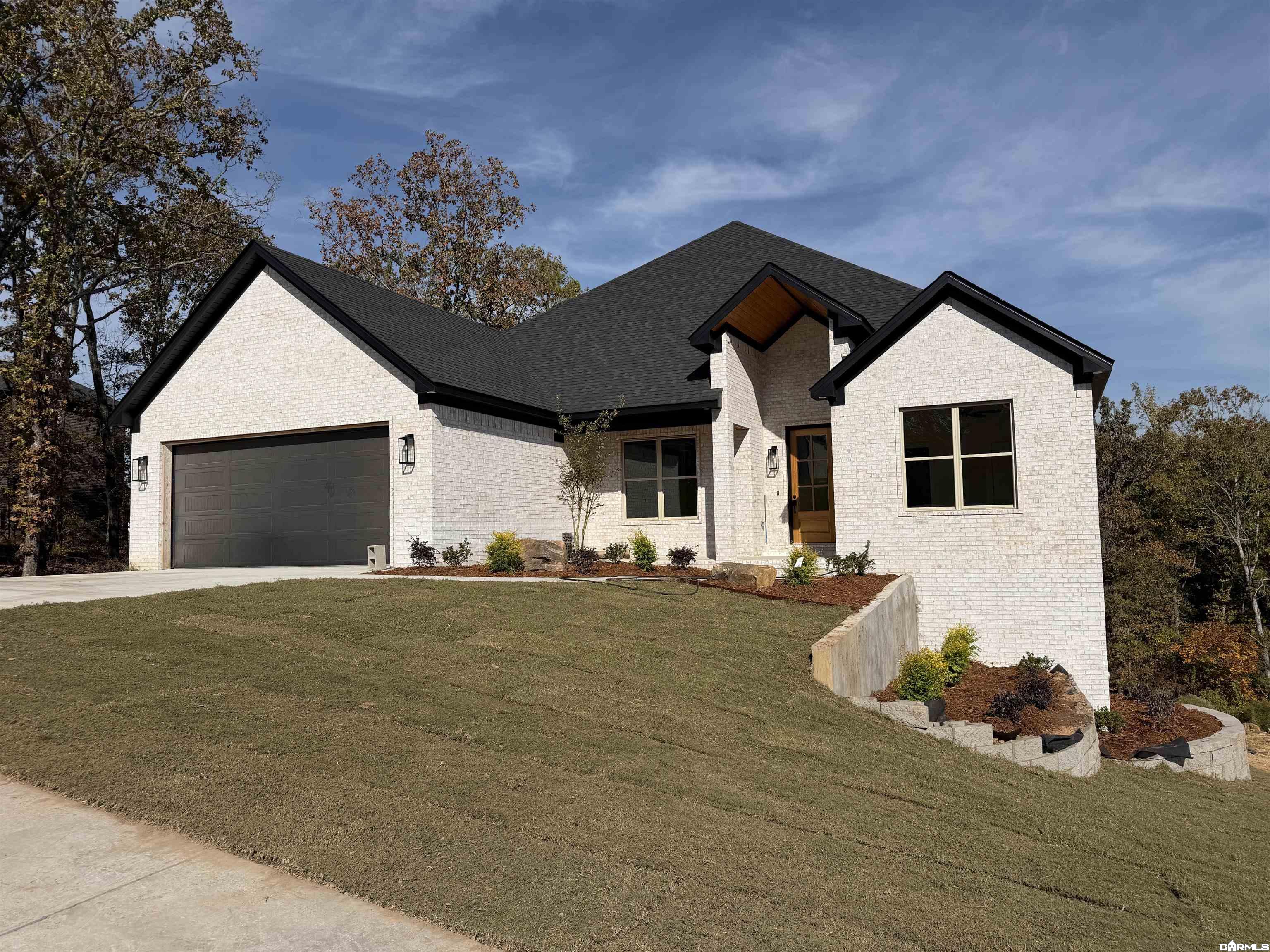 9336 Wooddale Dr. Property Photo 1
