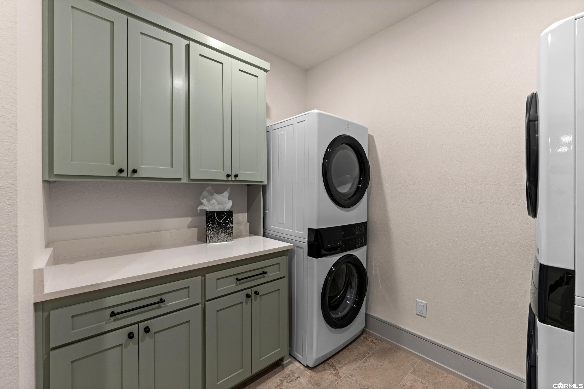 1201 Twisted Oak Way Property Photo 44