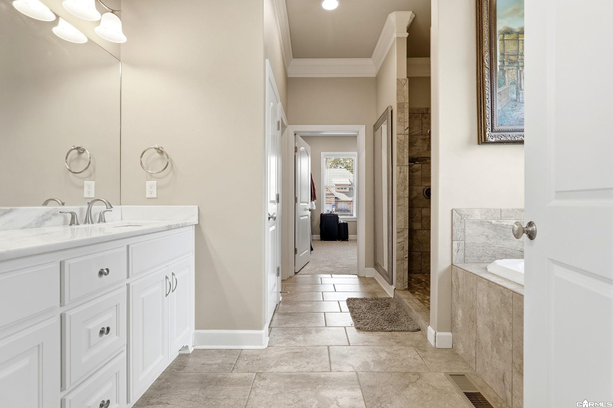 6 Commentry Drive Property Photo 14