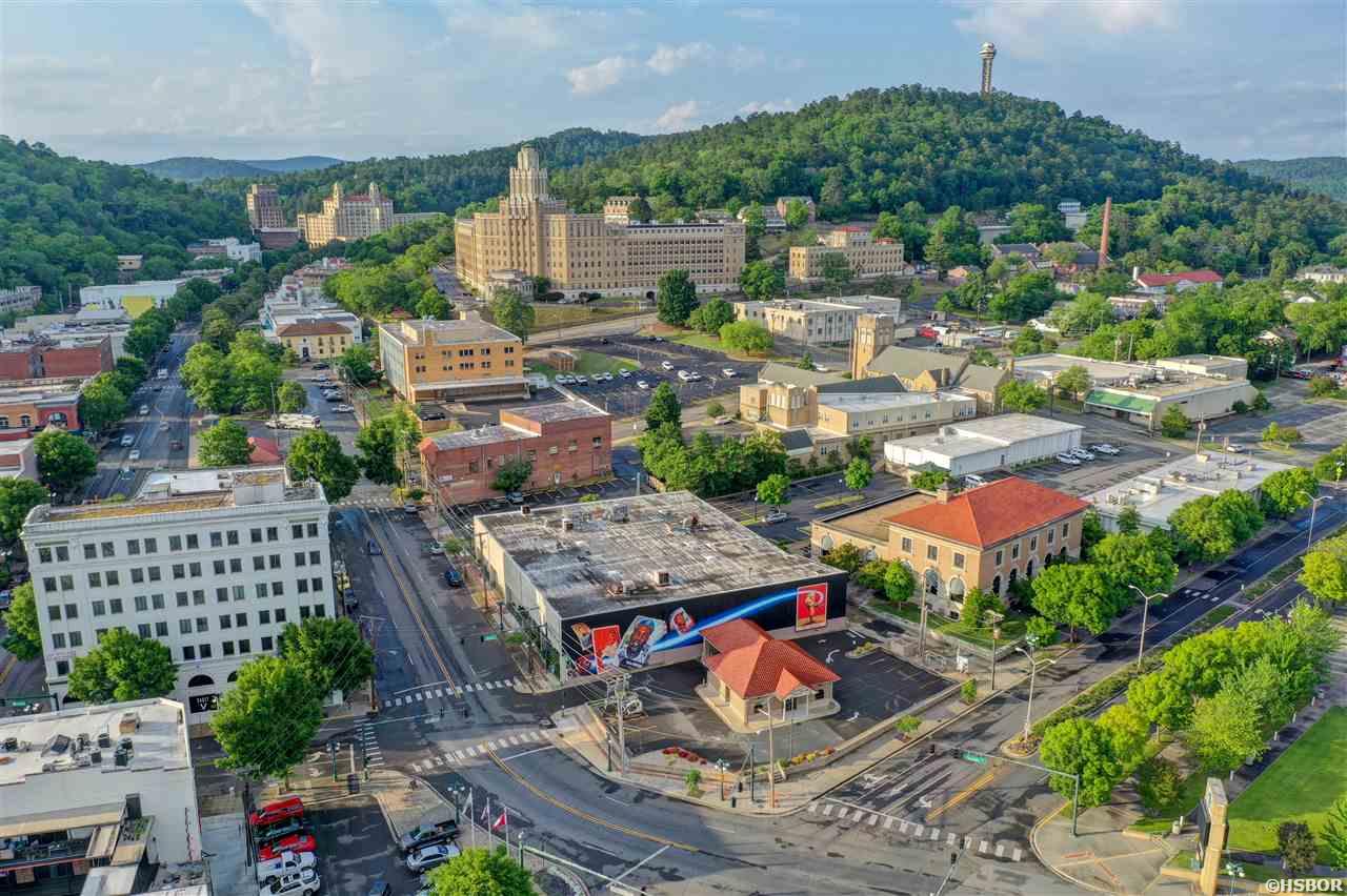 225 Malvern Avenue Property Photo 4