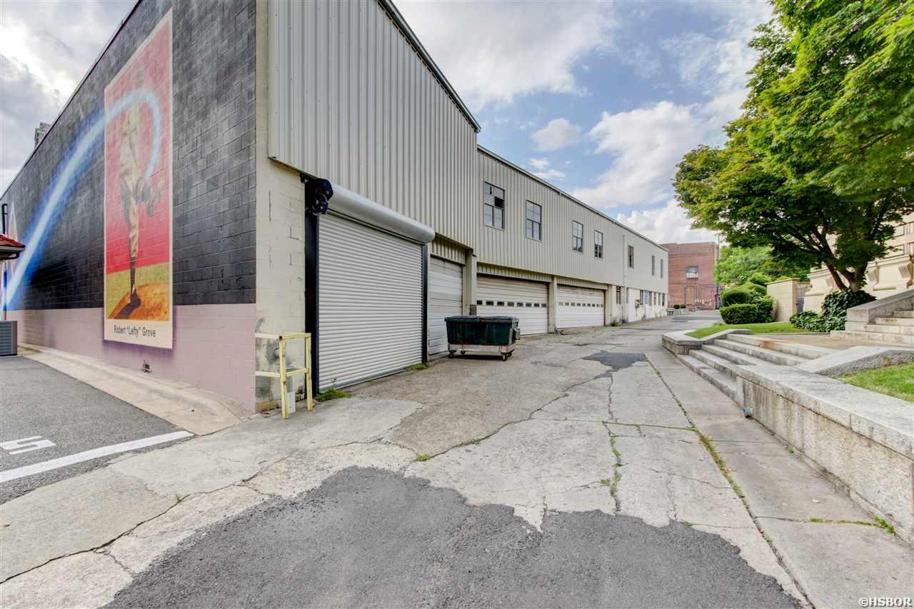 225 Malvern Avenue Property Photo 17