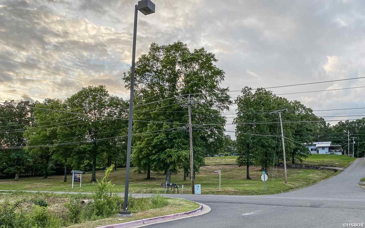 000 Amity Road Property Photo 2