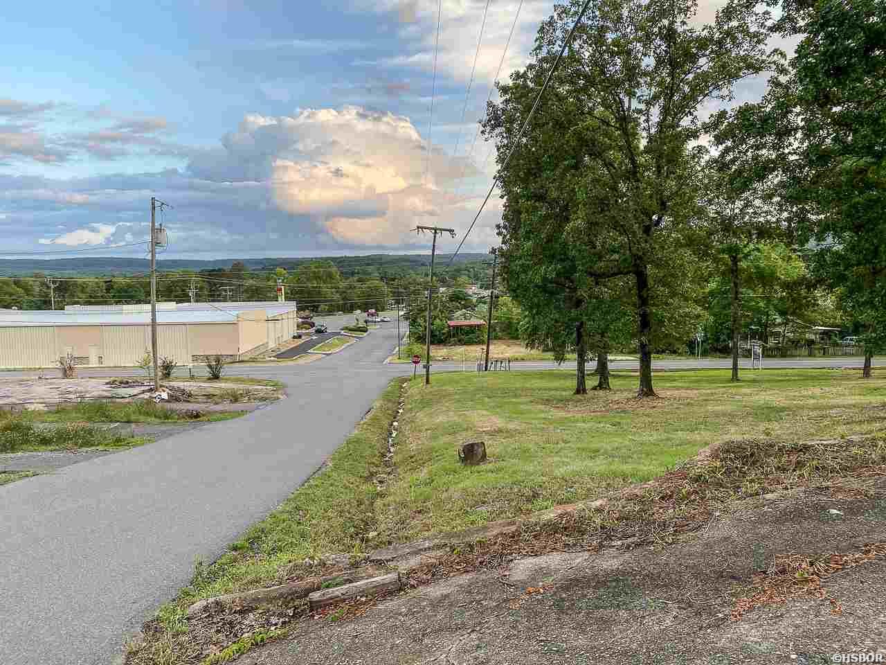 000 Amity Road Property Photo 15