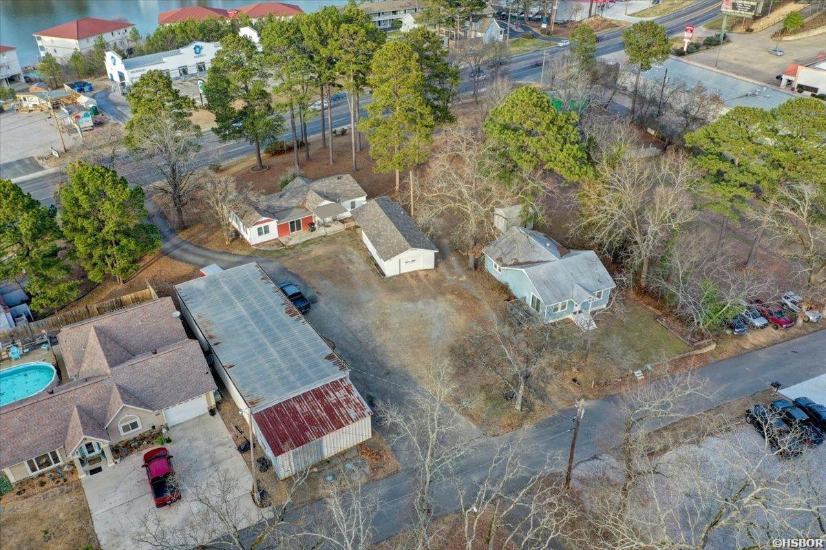 1347,1349,1369 Airport Road Property Photo 9