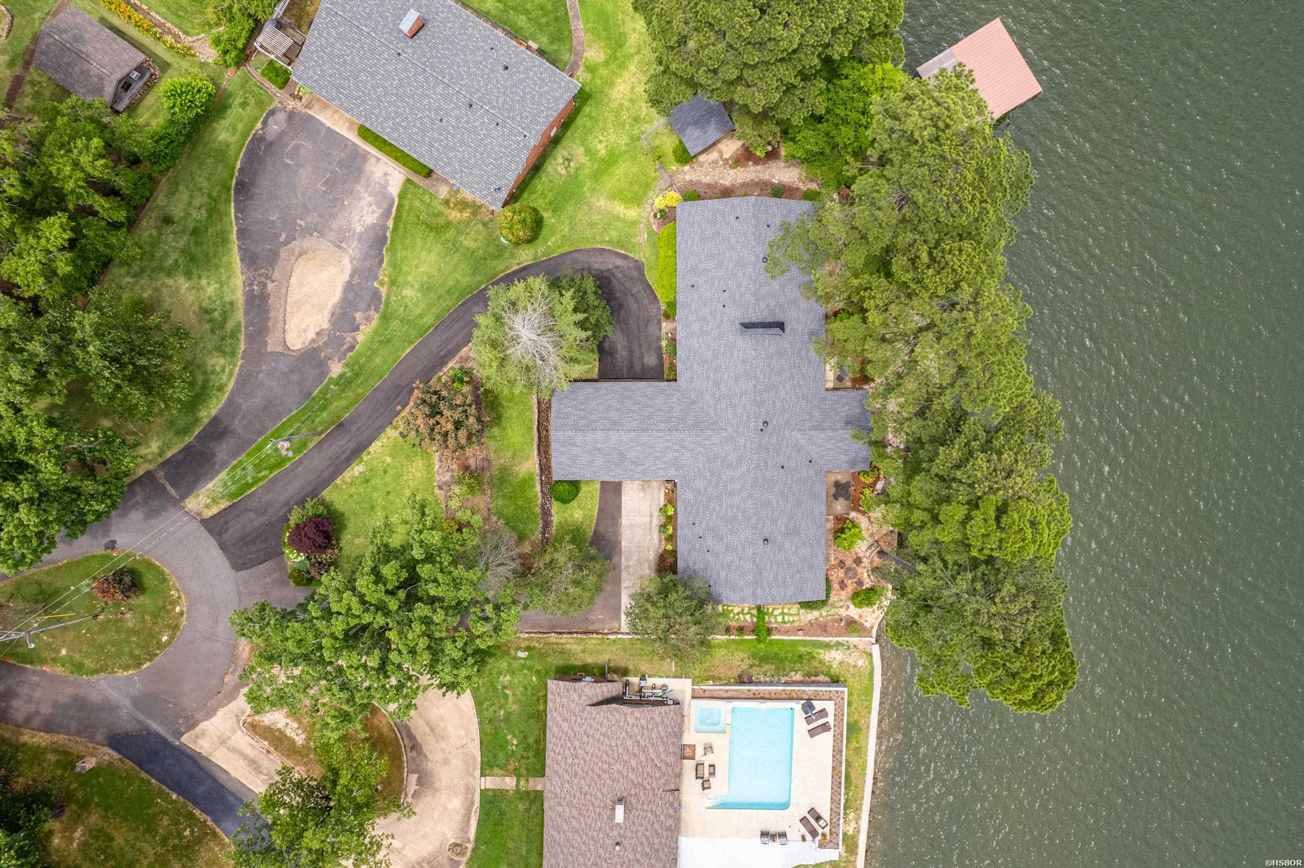 462 Caroline Acres Point Property Photo 44