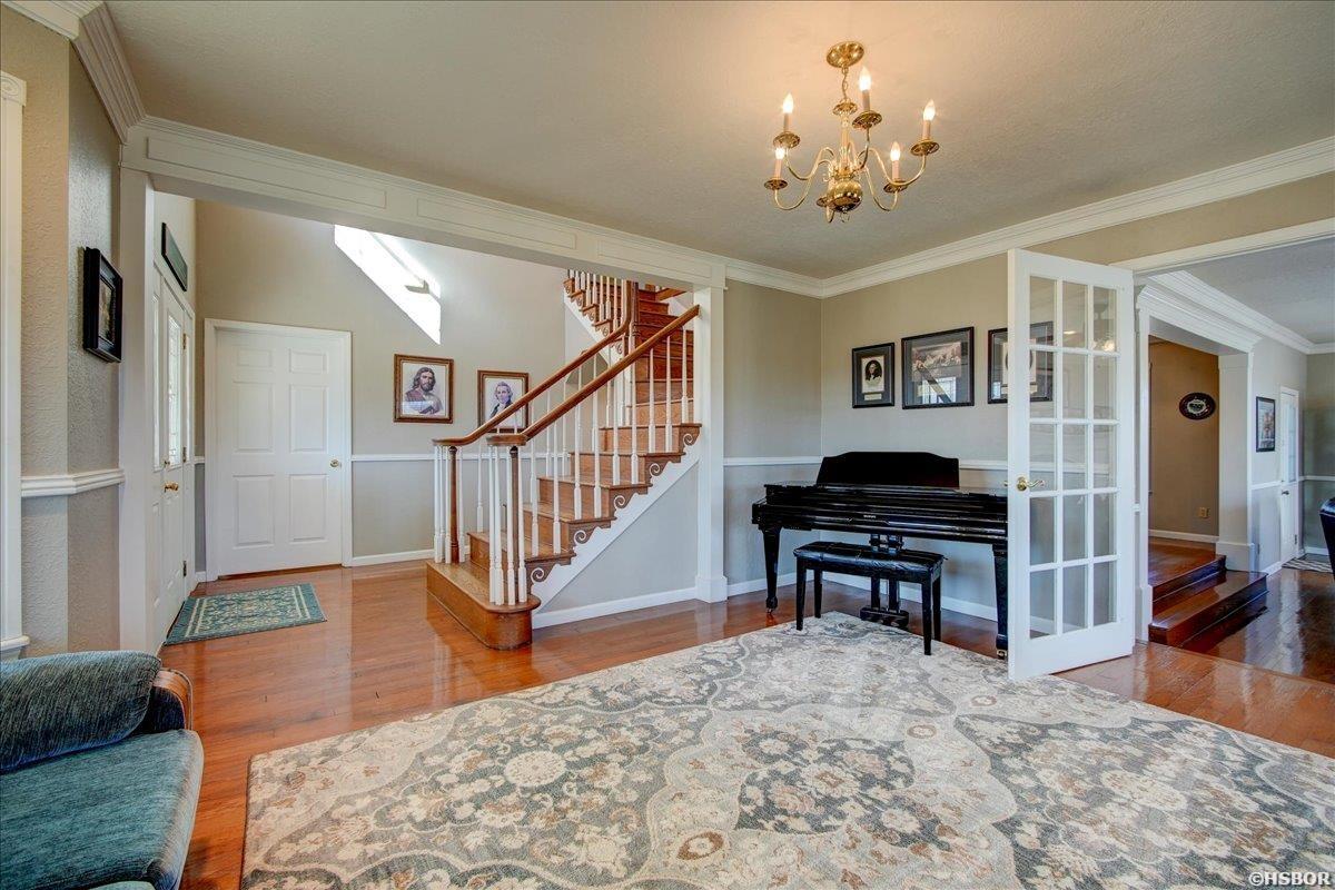 200 Maddox Bend Property Photo 6