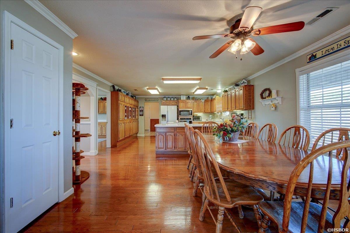 200 Maddox Bend Property Photo 13