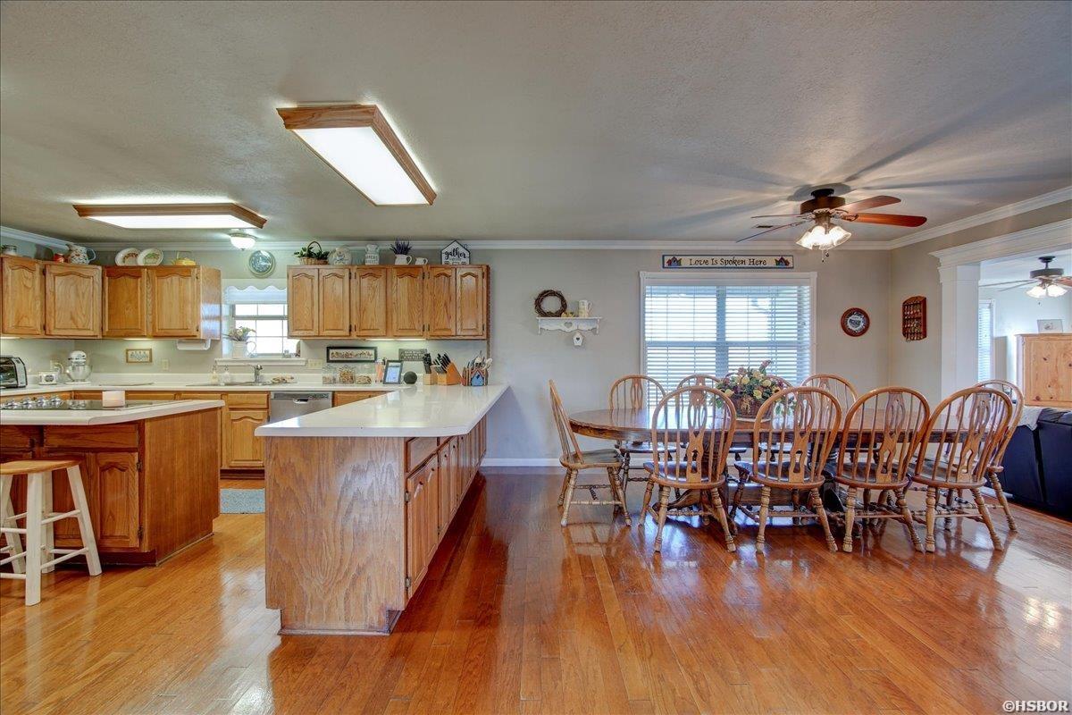 200 Maddox Bend Property Photo 14