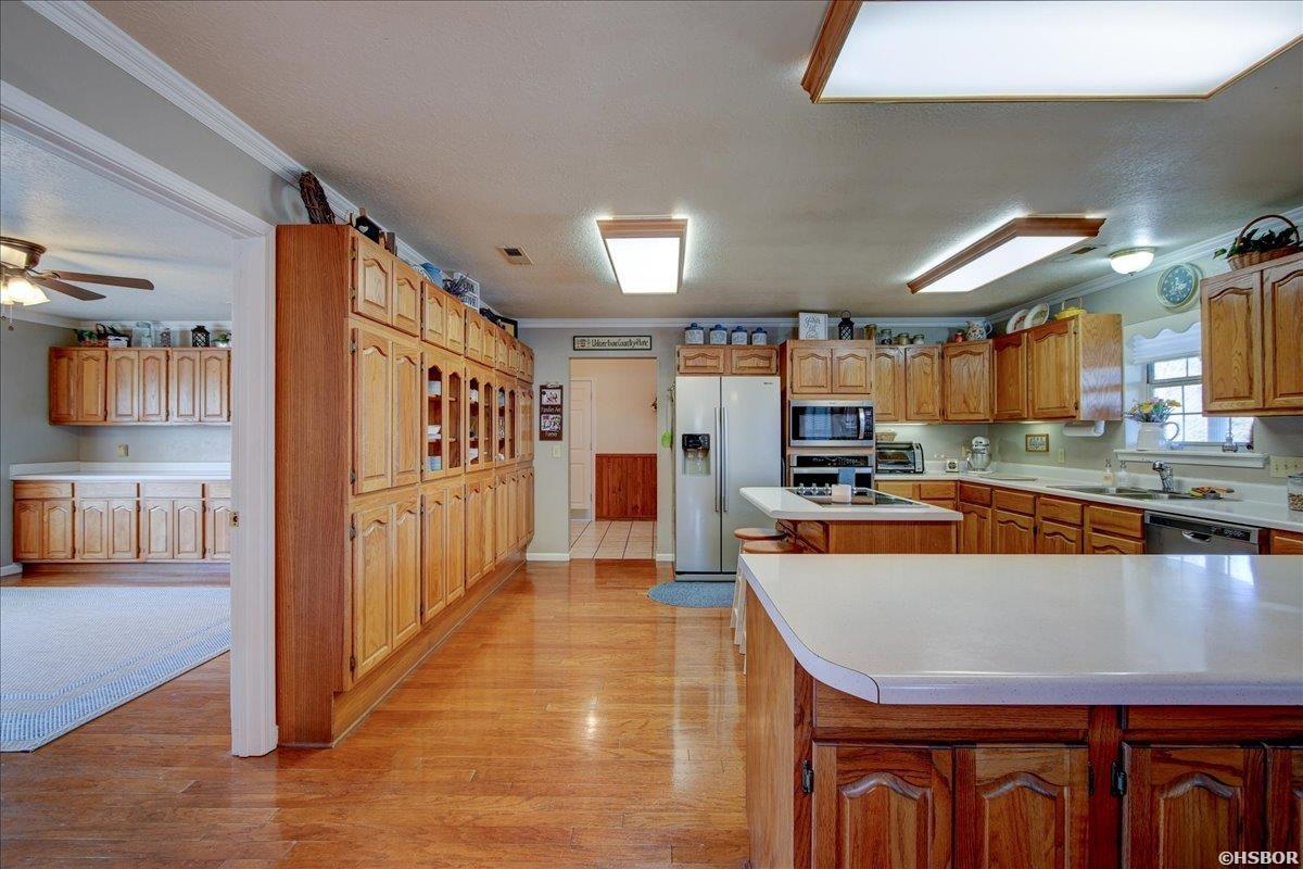 200 Maddox Bend Property Photo 16
