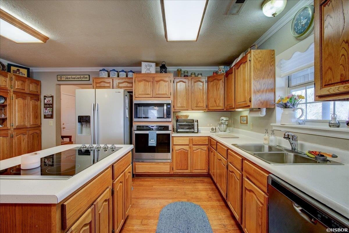 200 Maddox Bend Property Photo 21