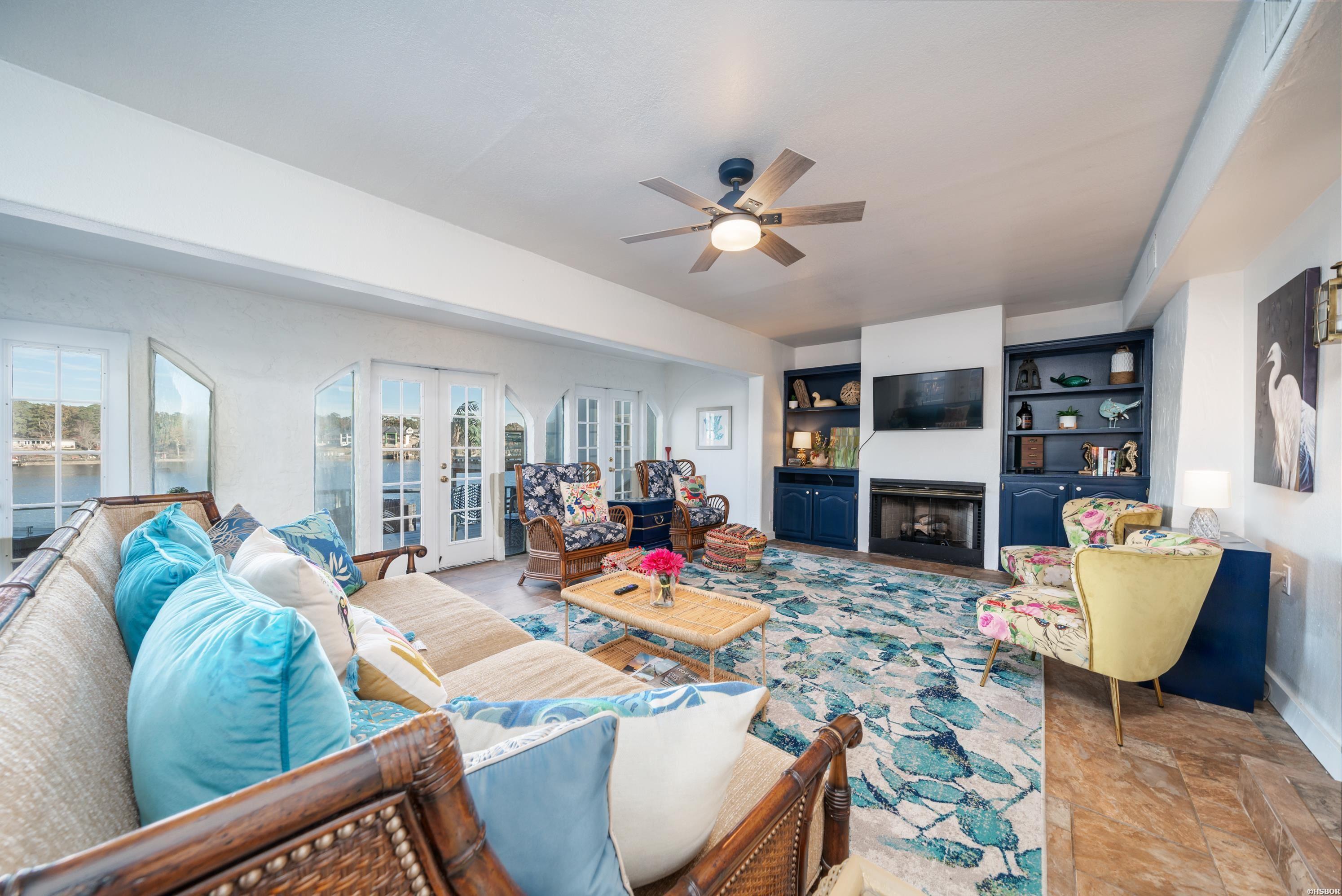 301 Kleinshore Property Photo 11
