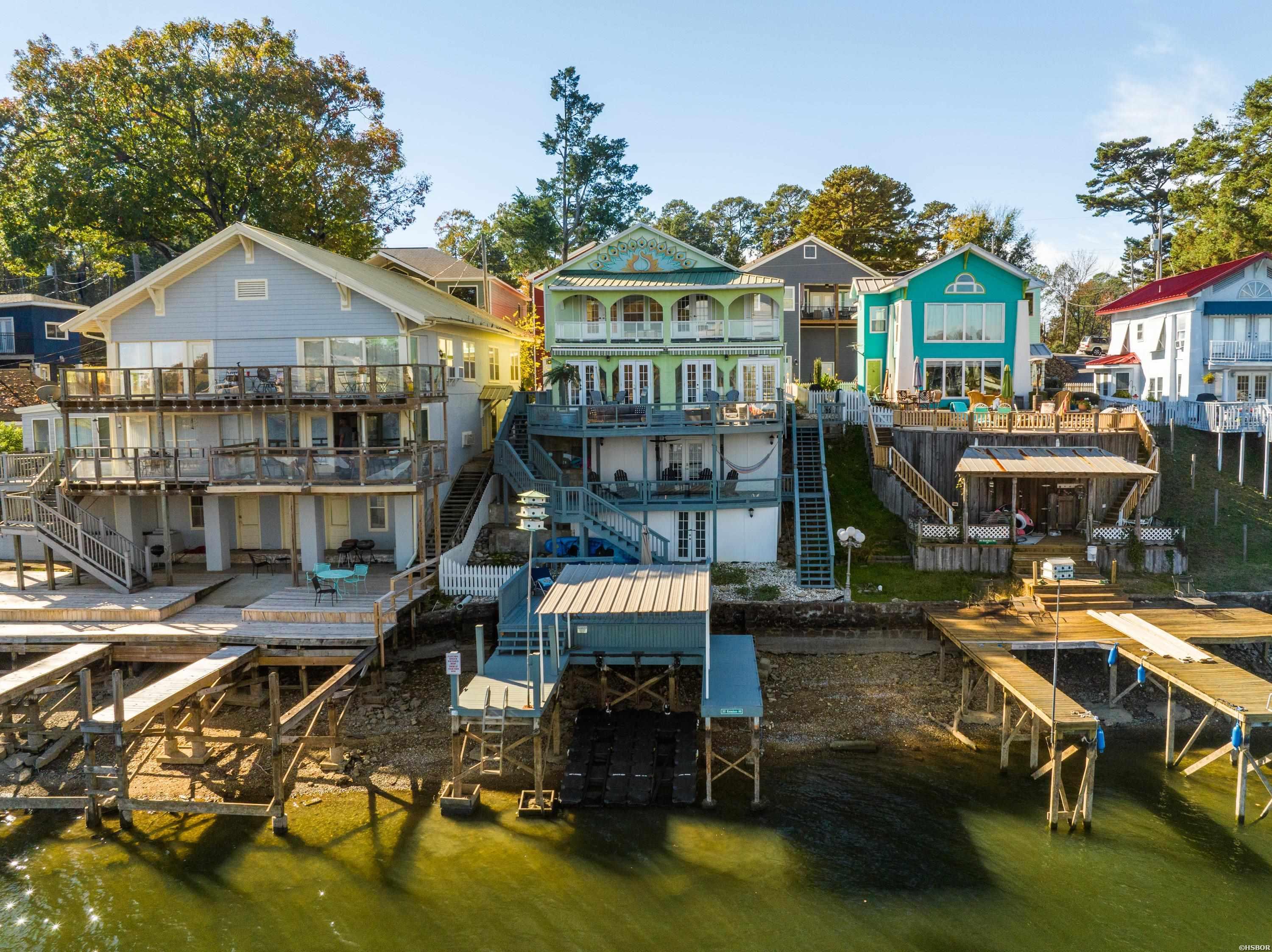 301 Kleinshore Property Photo 40