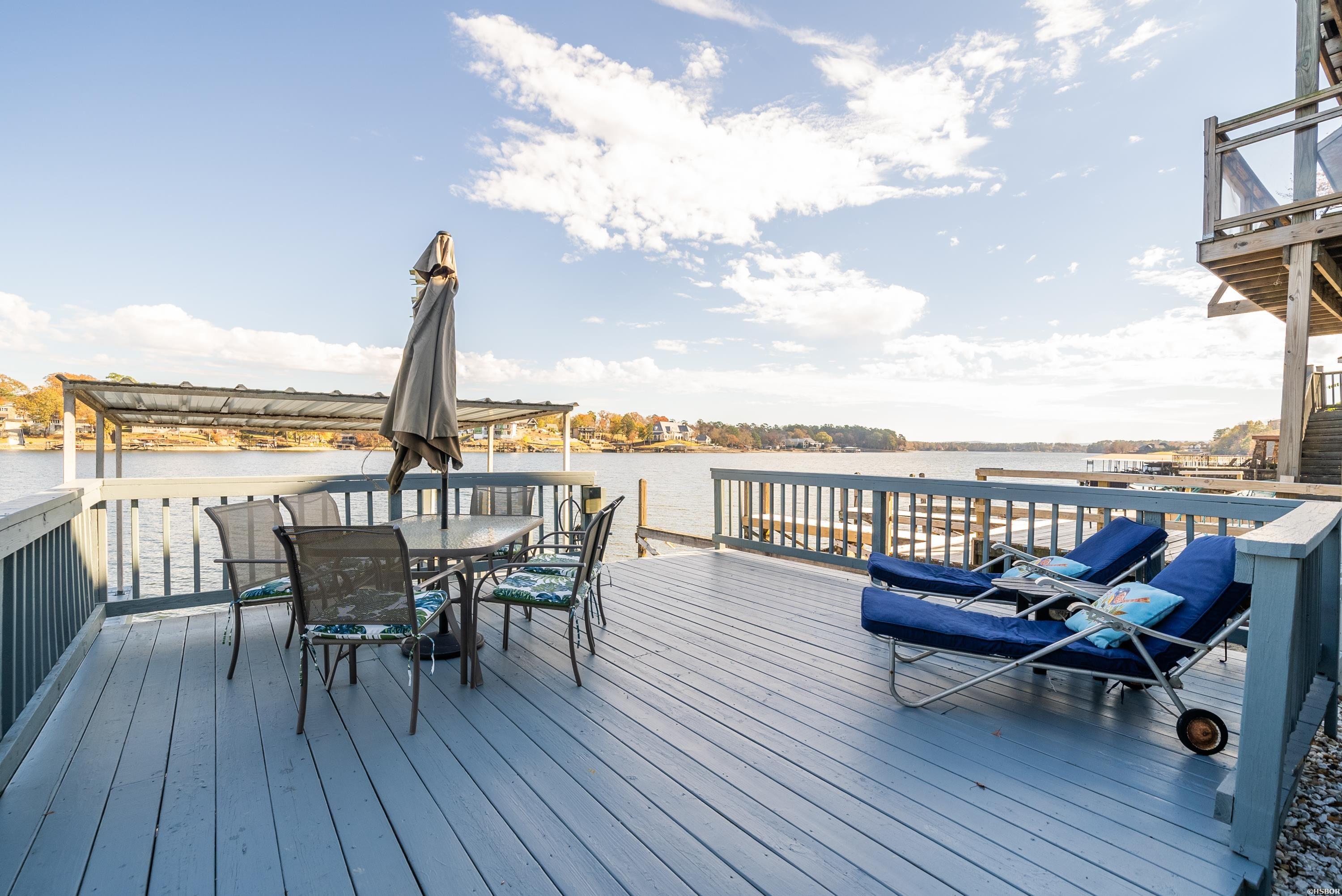 301 Kleinshore Property Photo 44