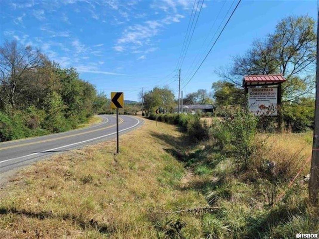Xxx Mountain Pine Road Property Photo 5
