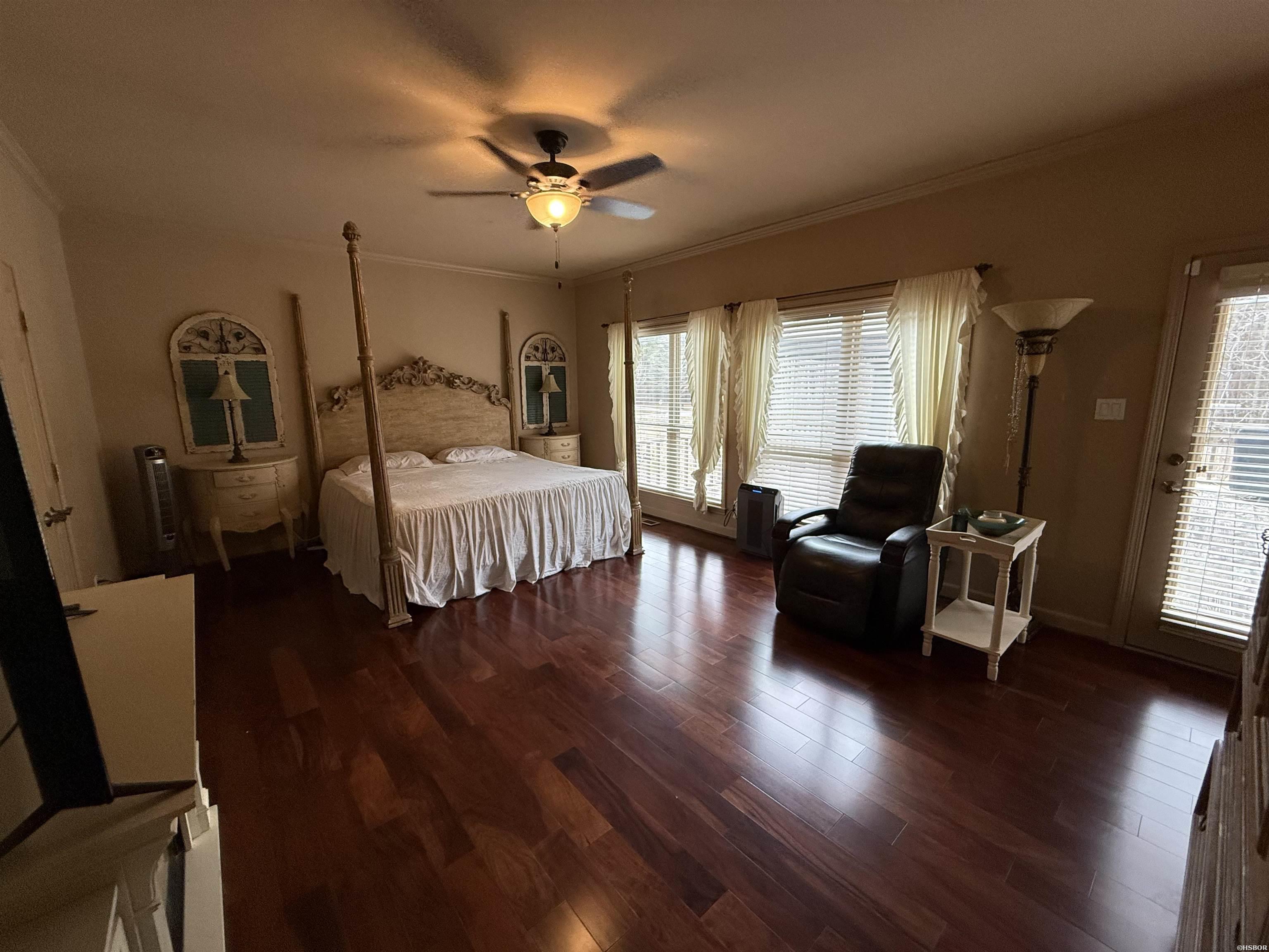 113 Gatesway Drive Property Photo 12