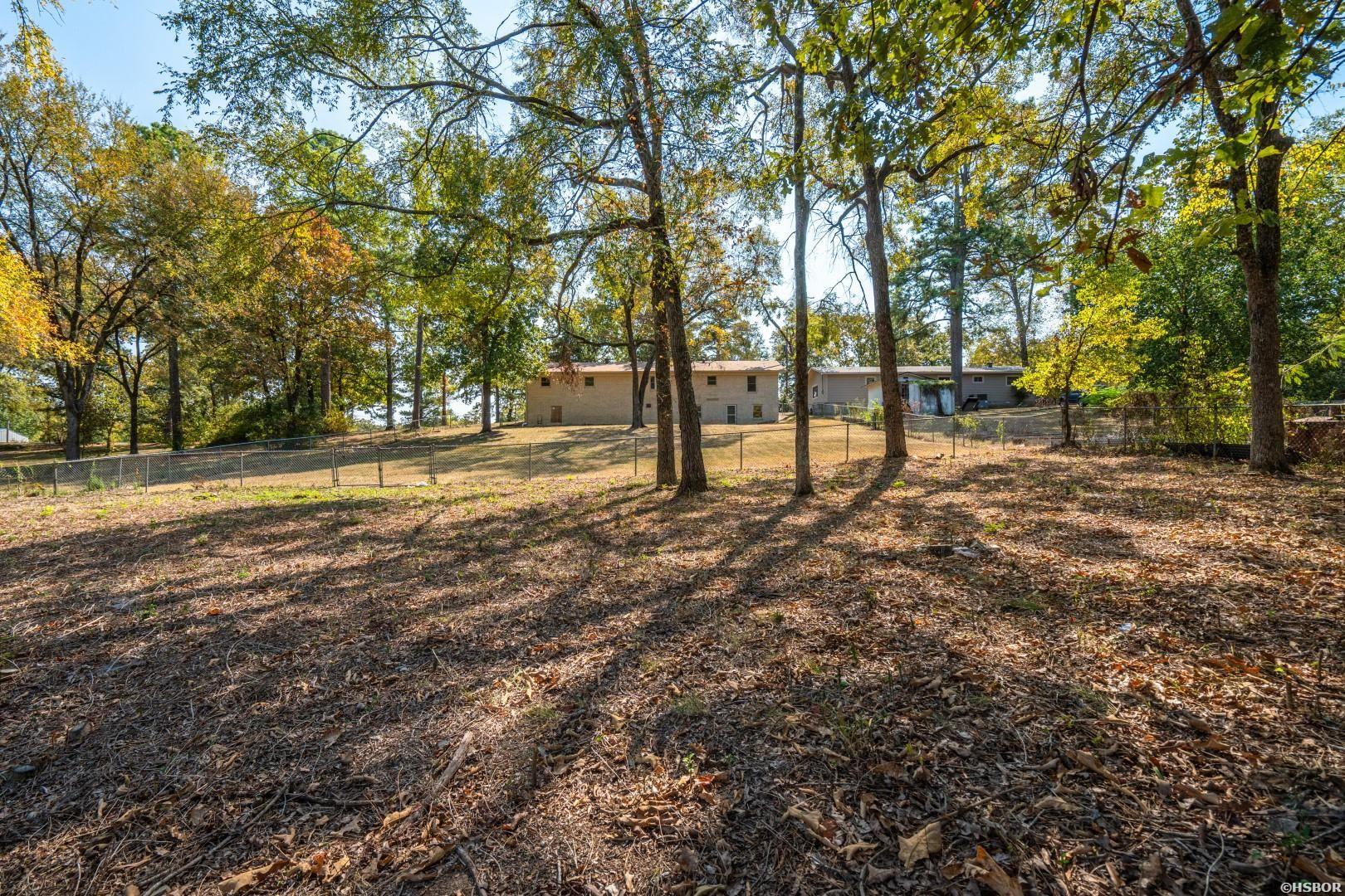 235 Echo Point Property Photo 41