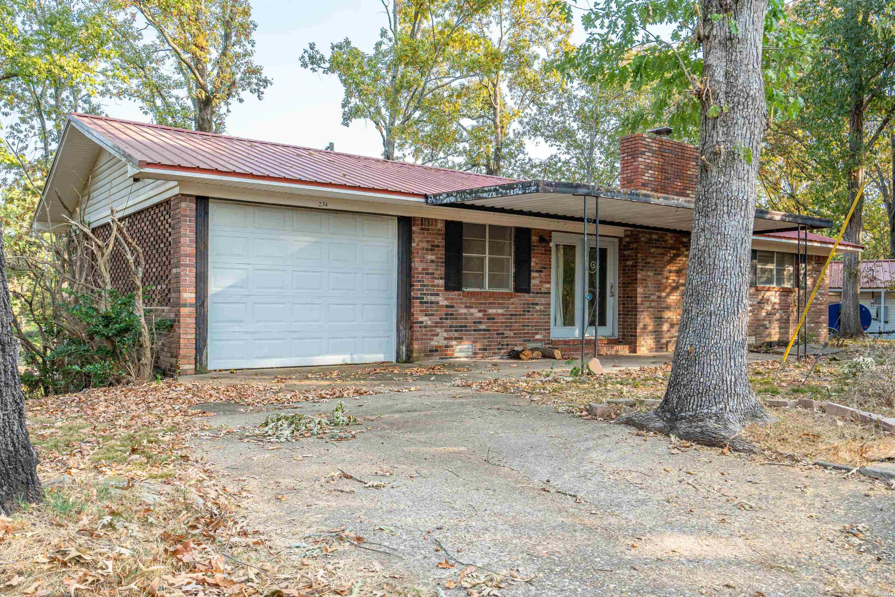 234 - 236 Arrowhead Drive Property Photo 6