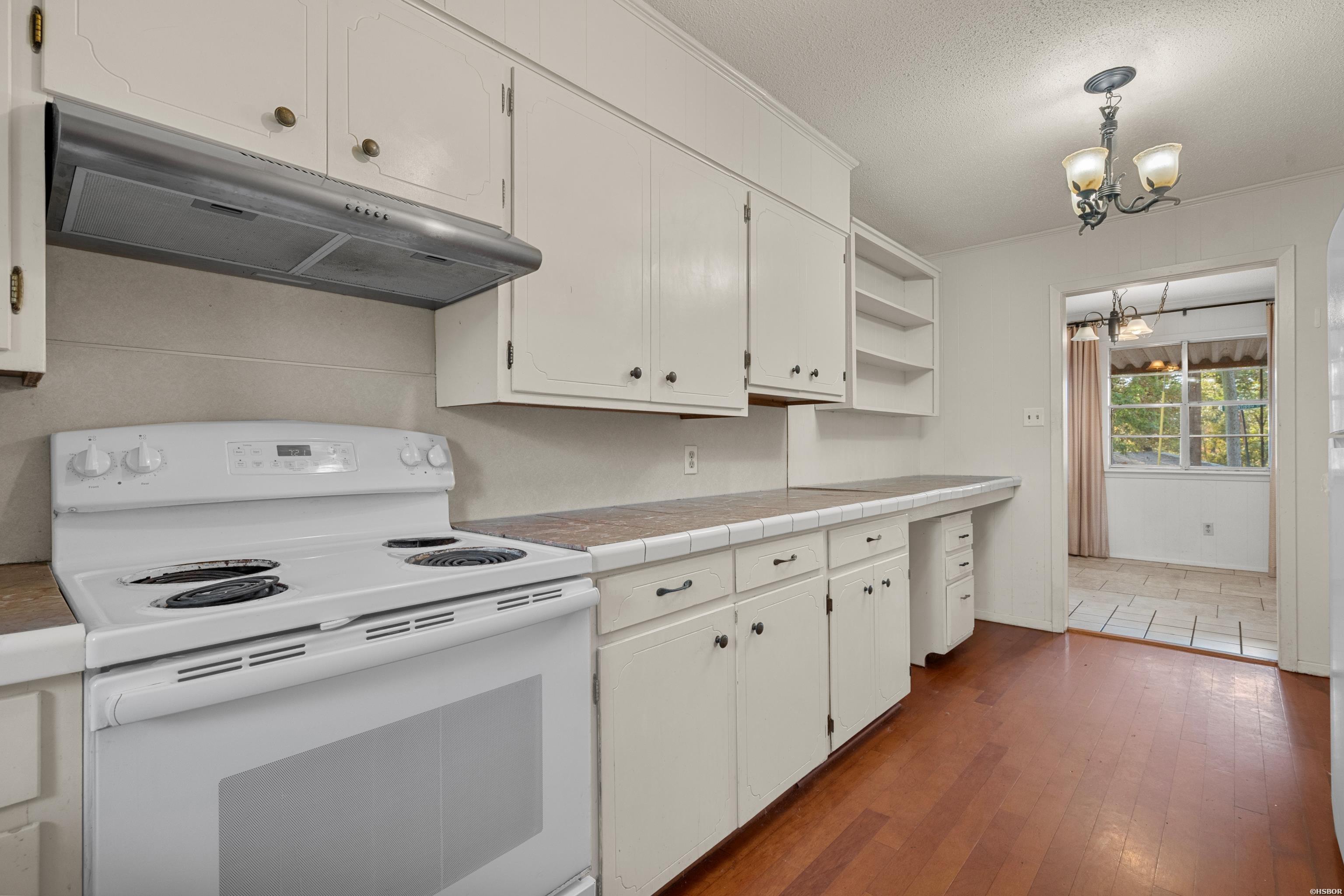 234 - 236 Arrowhead Drive Property Photo 18