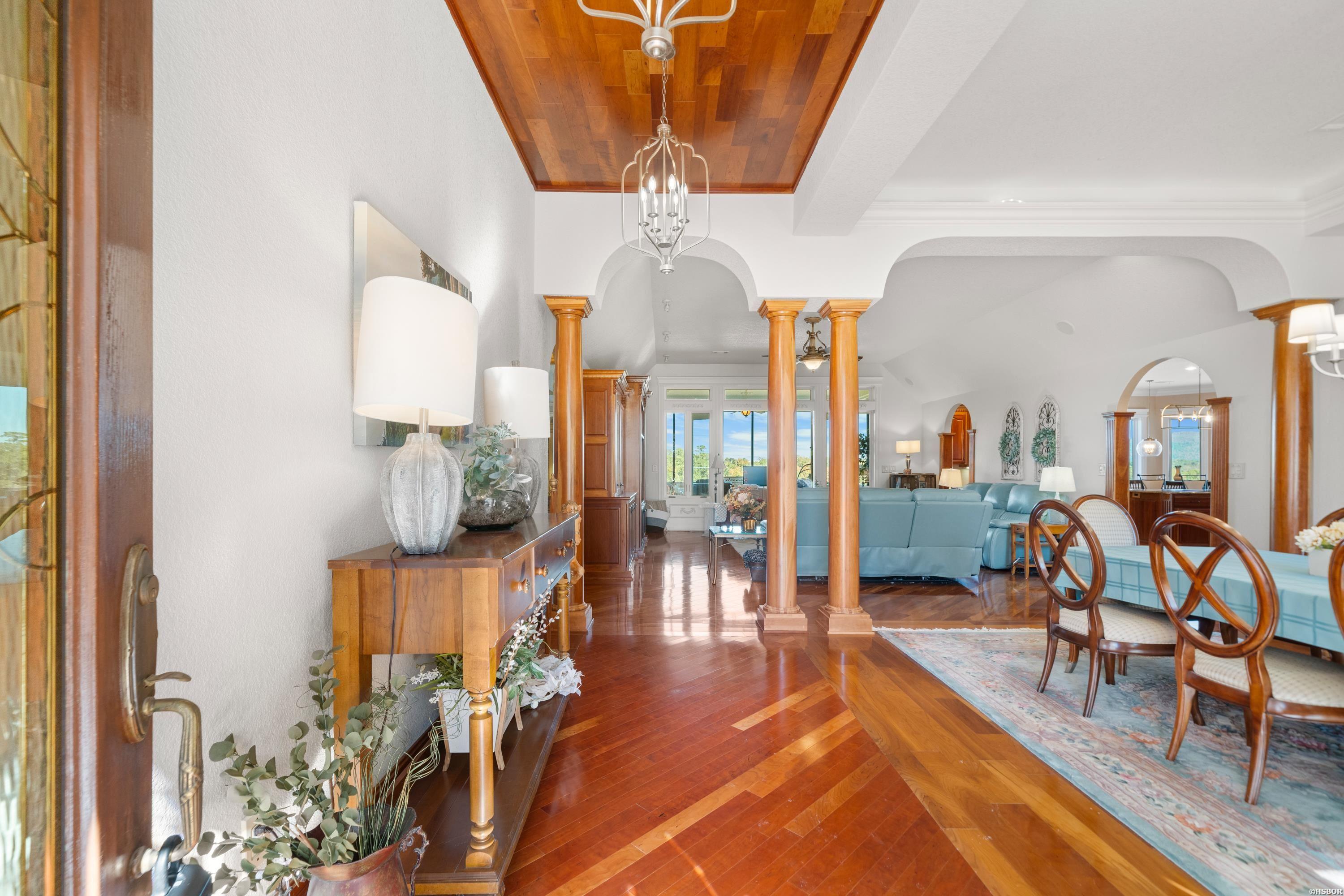 59 Stonegate Terrace Property Photo 2