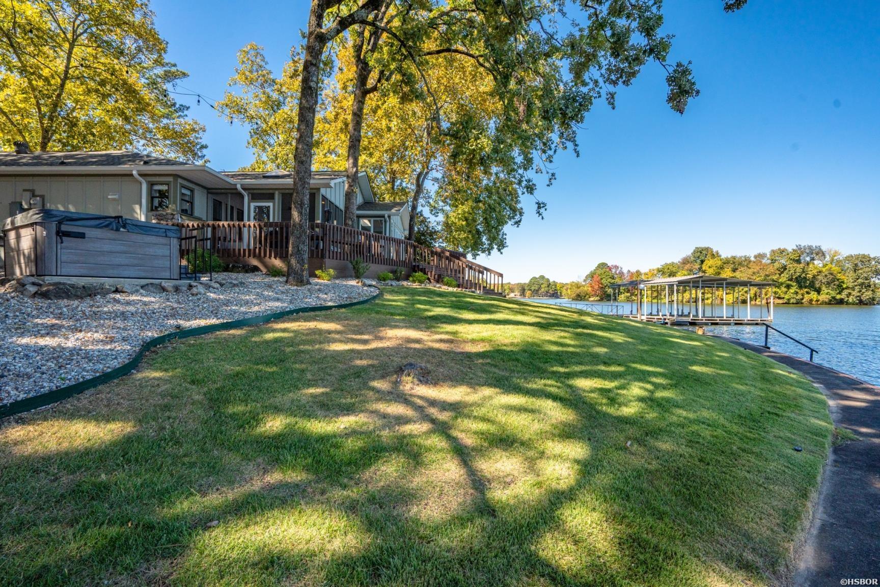 119 Windy Point Property Photo 32