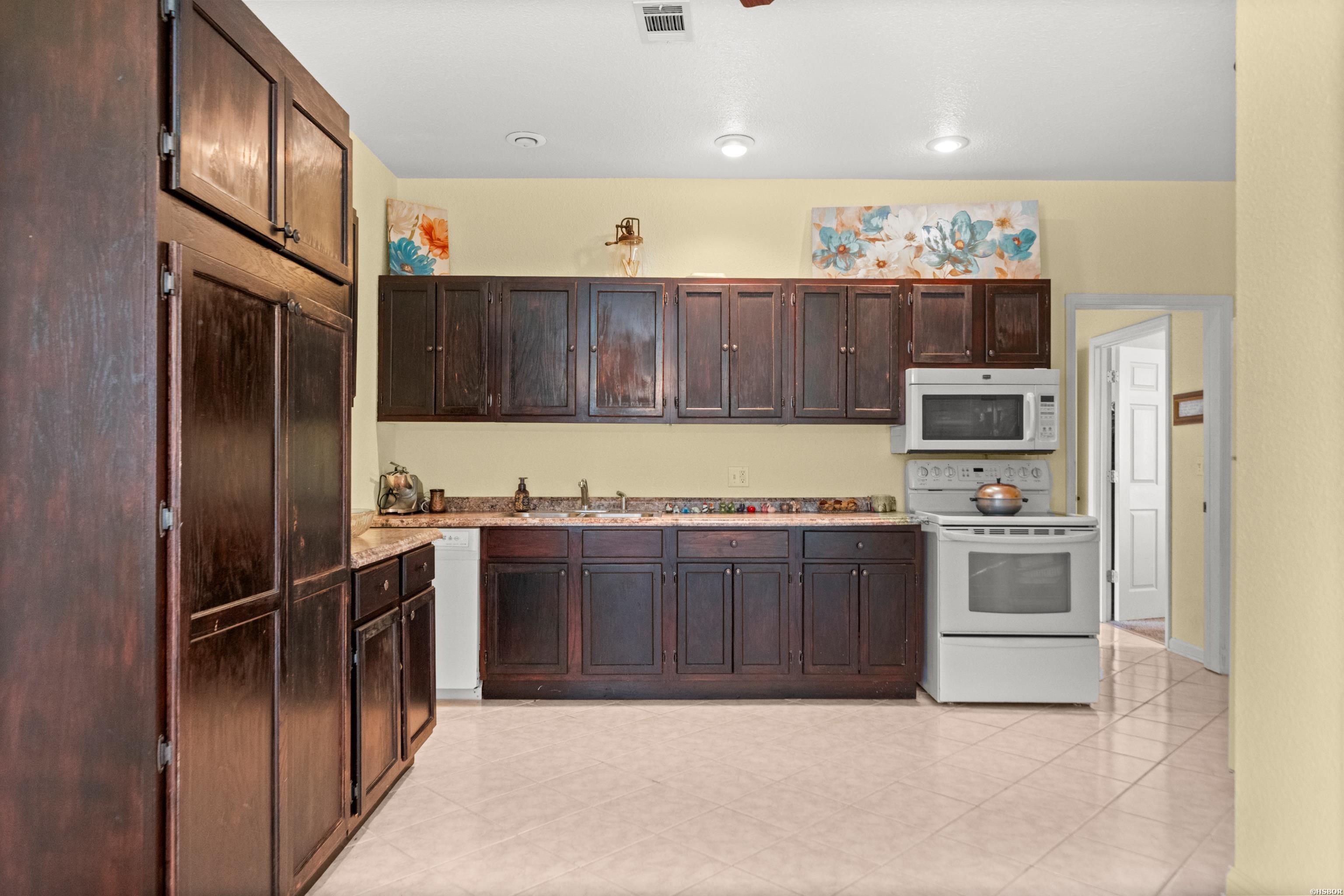 250 Peaceful Hills Lane Property Photo 40