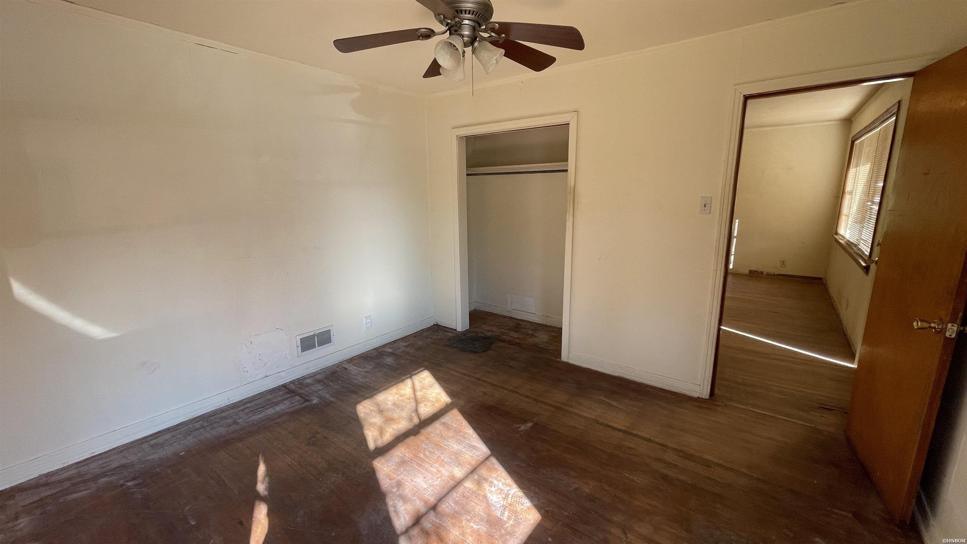 400 Woodlawn Avenue Property Photo 16