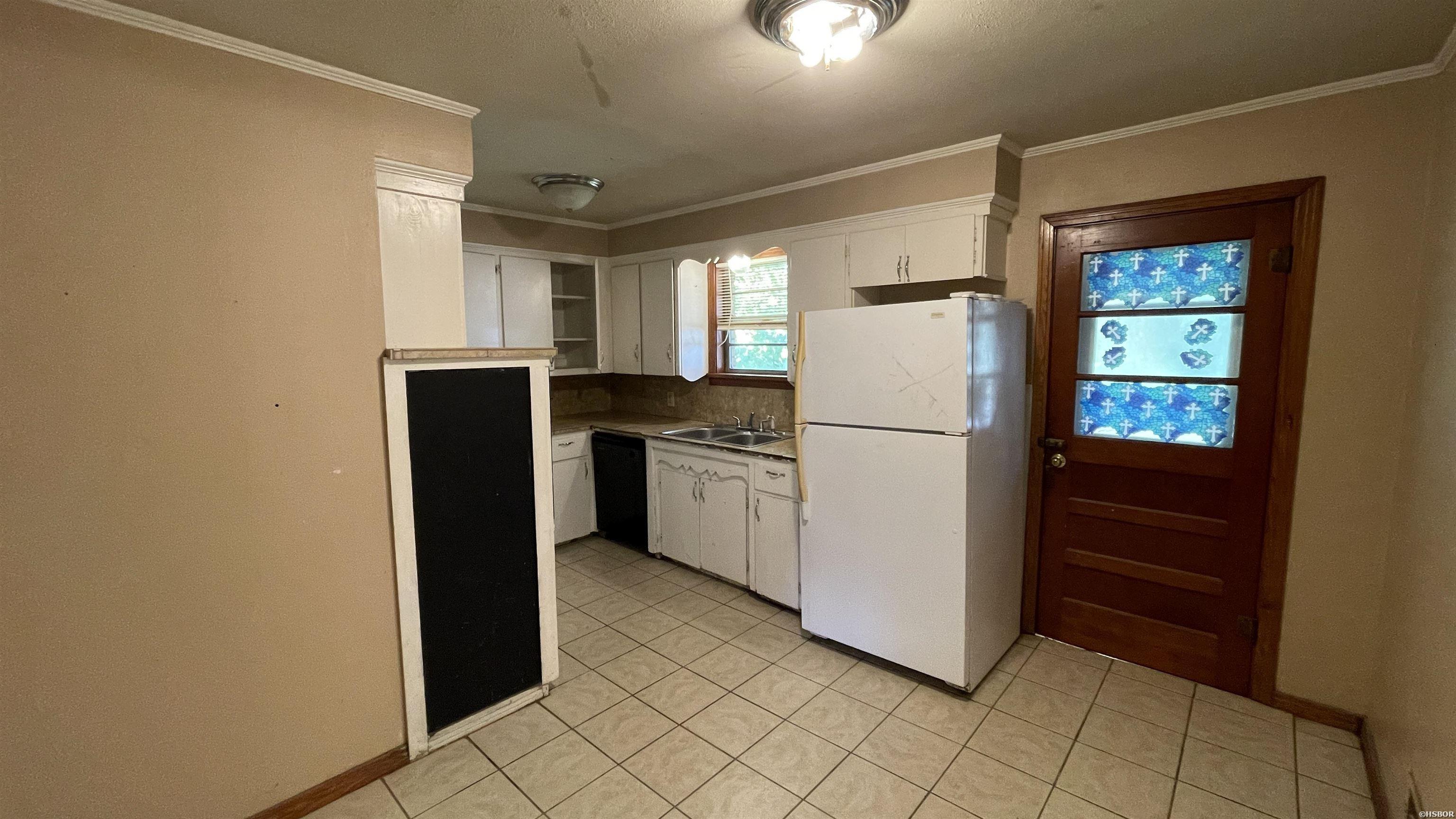 400 Woodlawn Avenue Property Photo 17