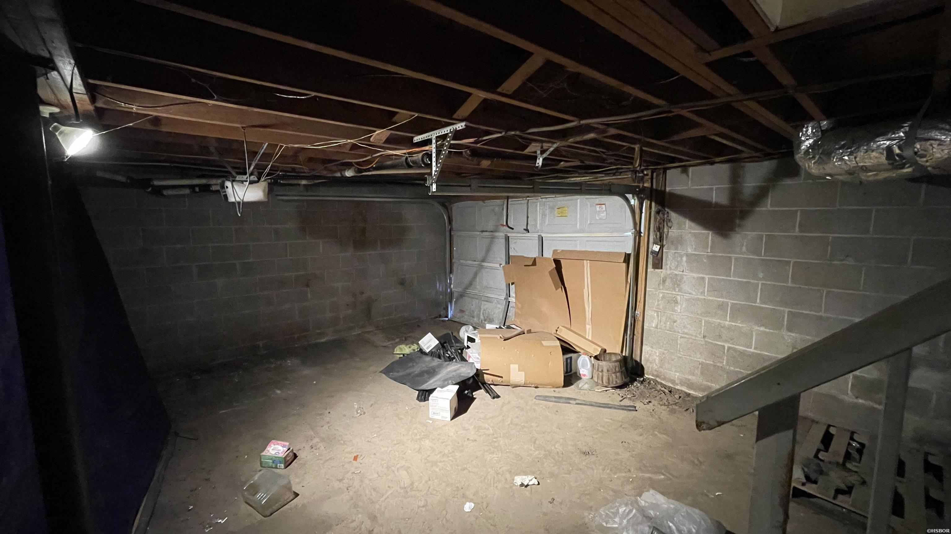 400 Woodlawn Avenue Property Photo 29