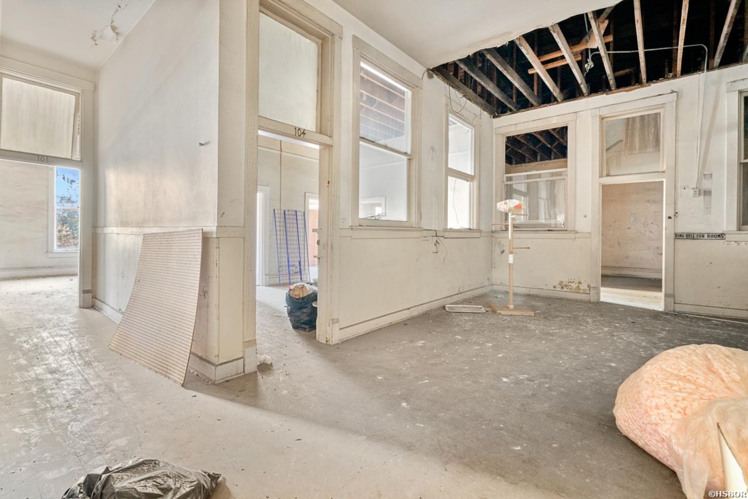 348 Central Property Photo 20