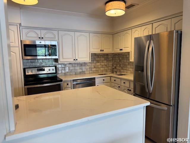 220 Sunset Bay Road Property Photo 9