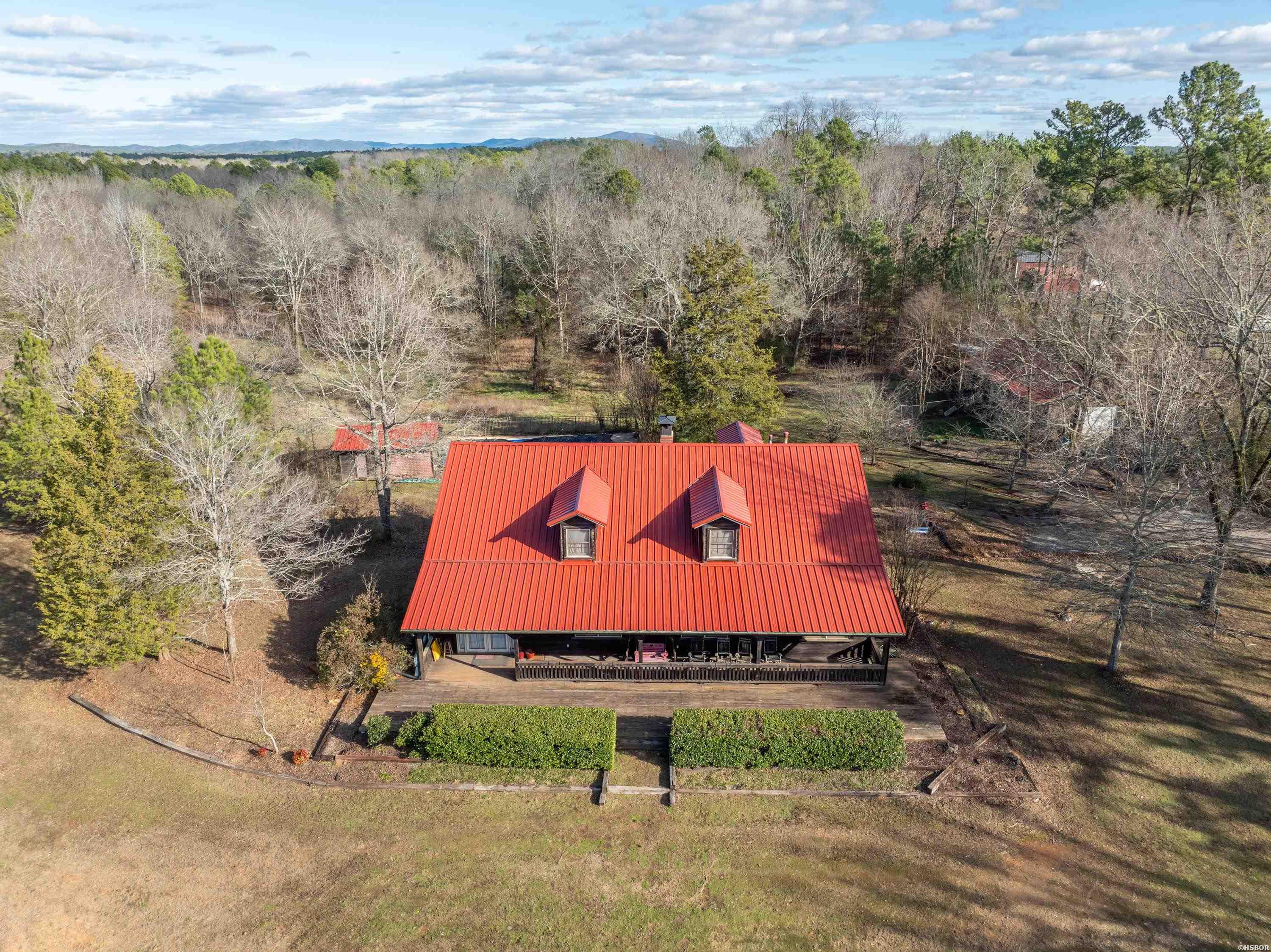 240 BRADY MOUNTAIN Road Property Photo 1