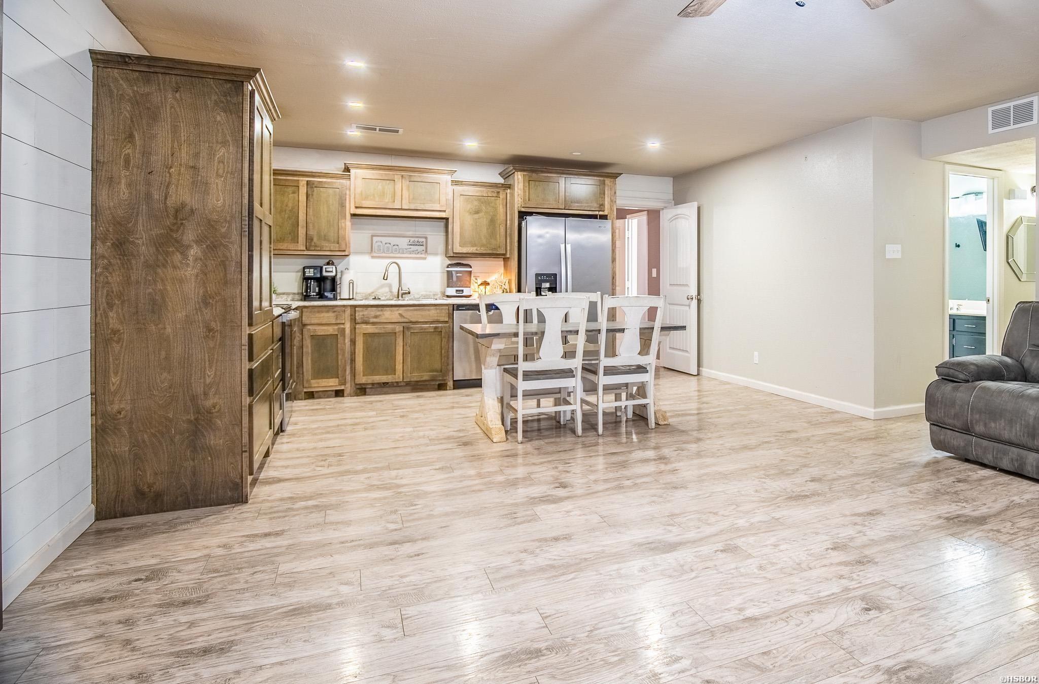 110 Dollie Circle Property Photo 8