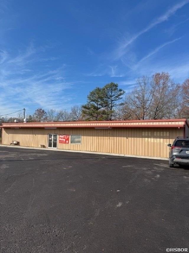 558 Hwy 365 Property Photo 2