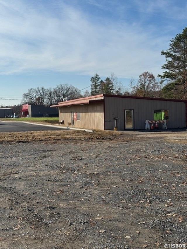 558 Hwy 365 Property Photo 5