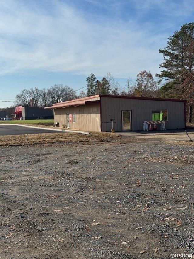 558 Hwy 365 Property Photo 6