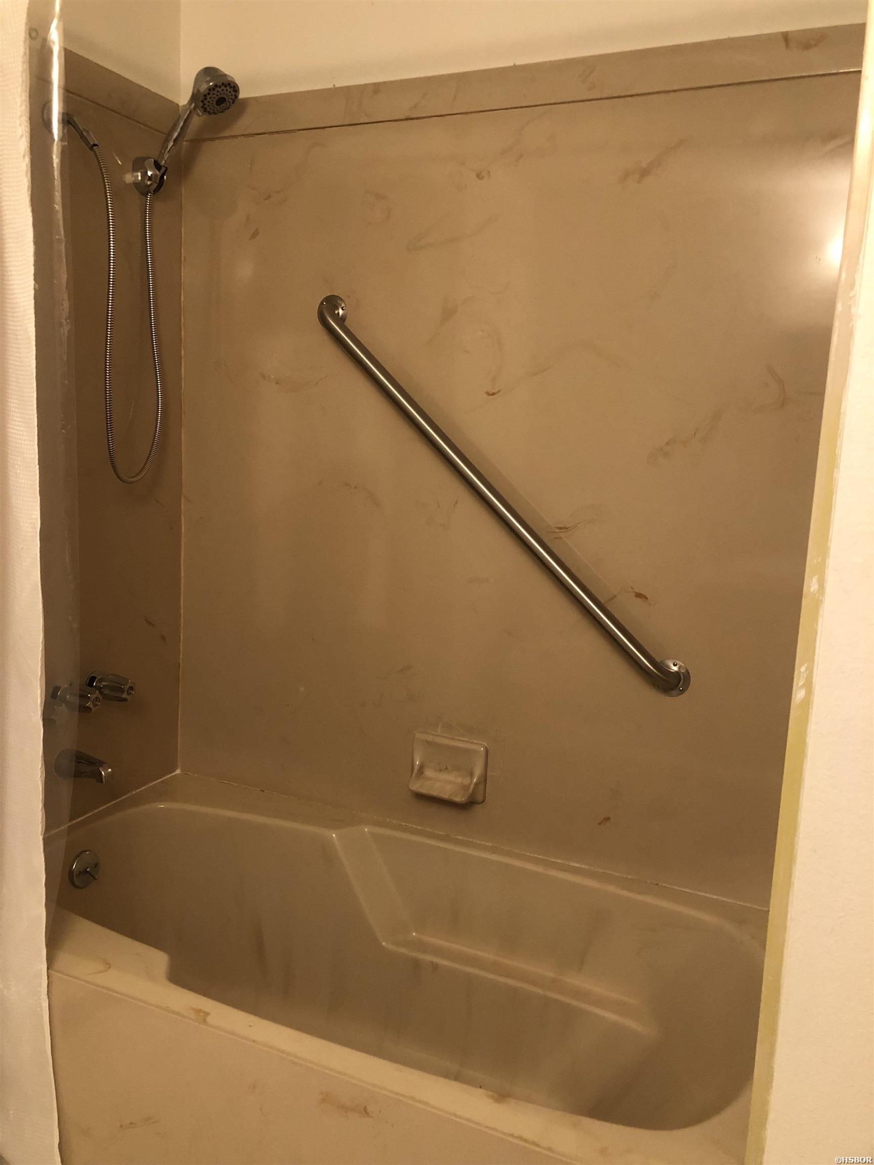 318 Central Road Property Photo 22