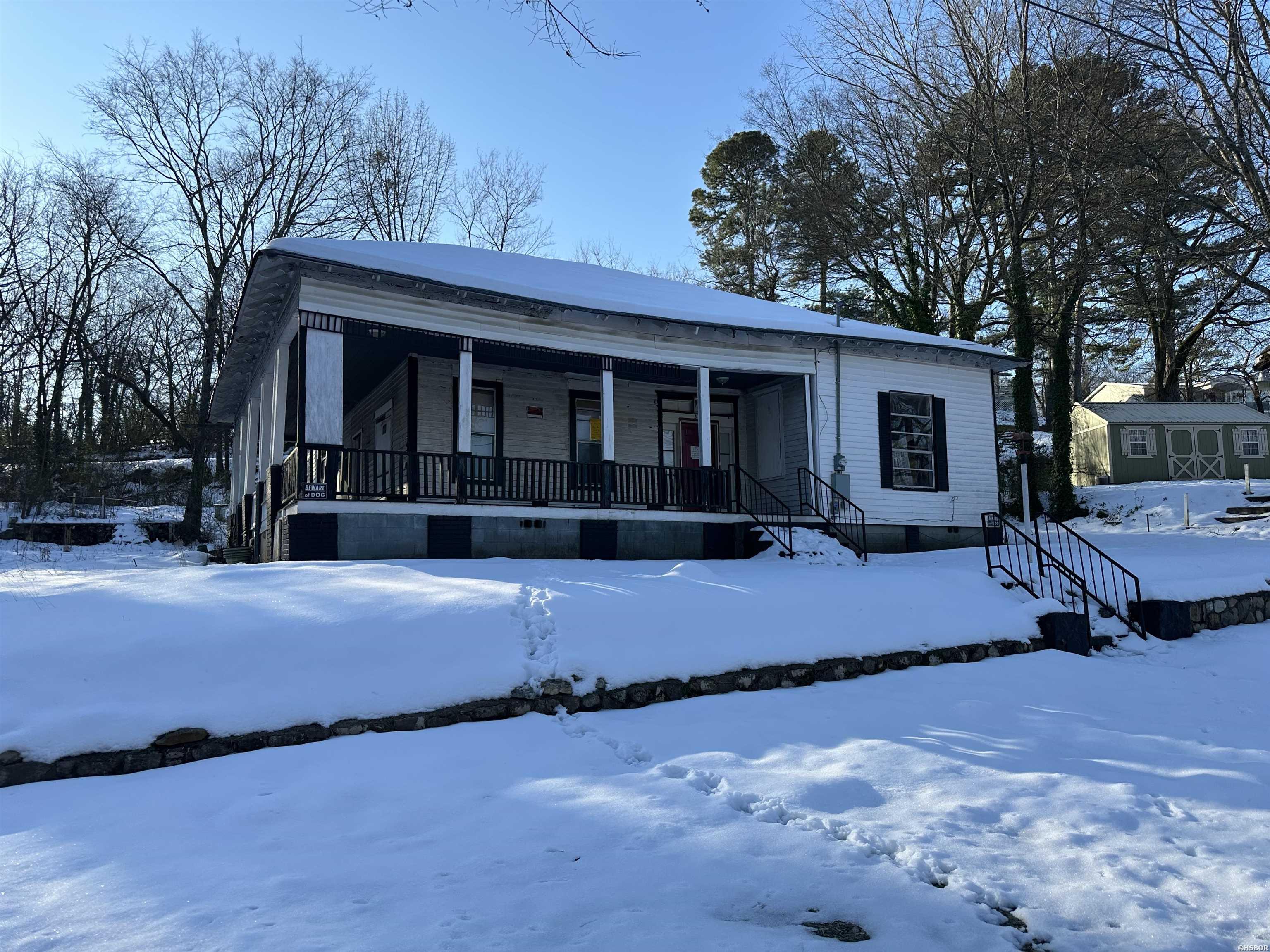 504 Grove Street Property Photo 1