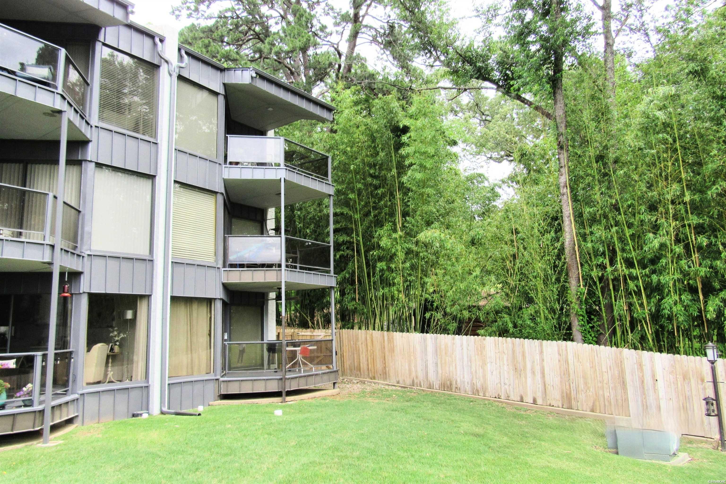 270 Lake Hamilton Drive Property Photo 8