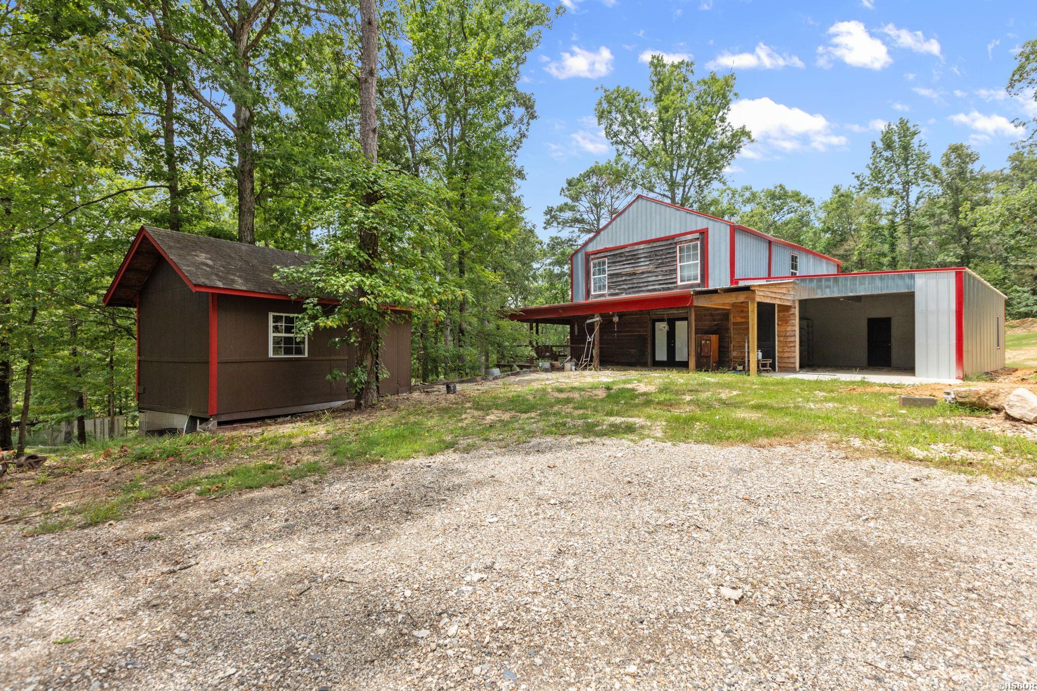 7915 Rolling Manor Drive Property Photo 2