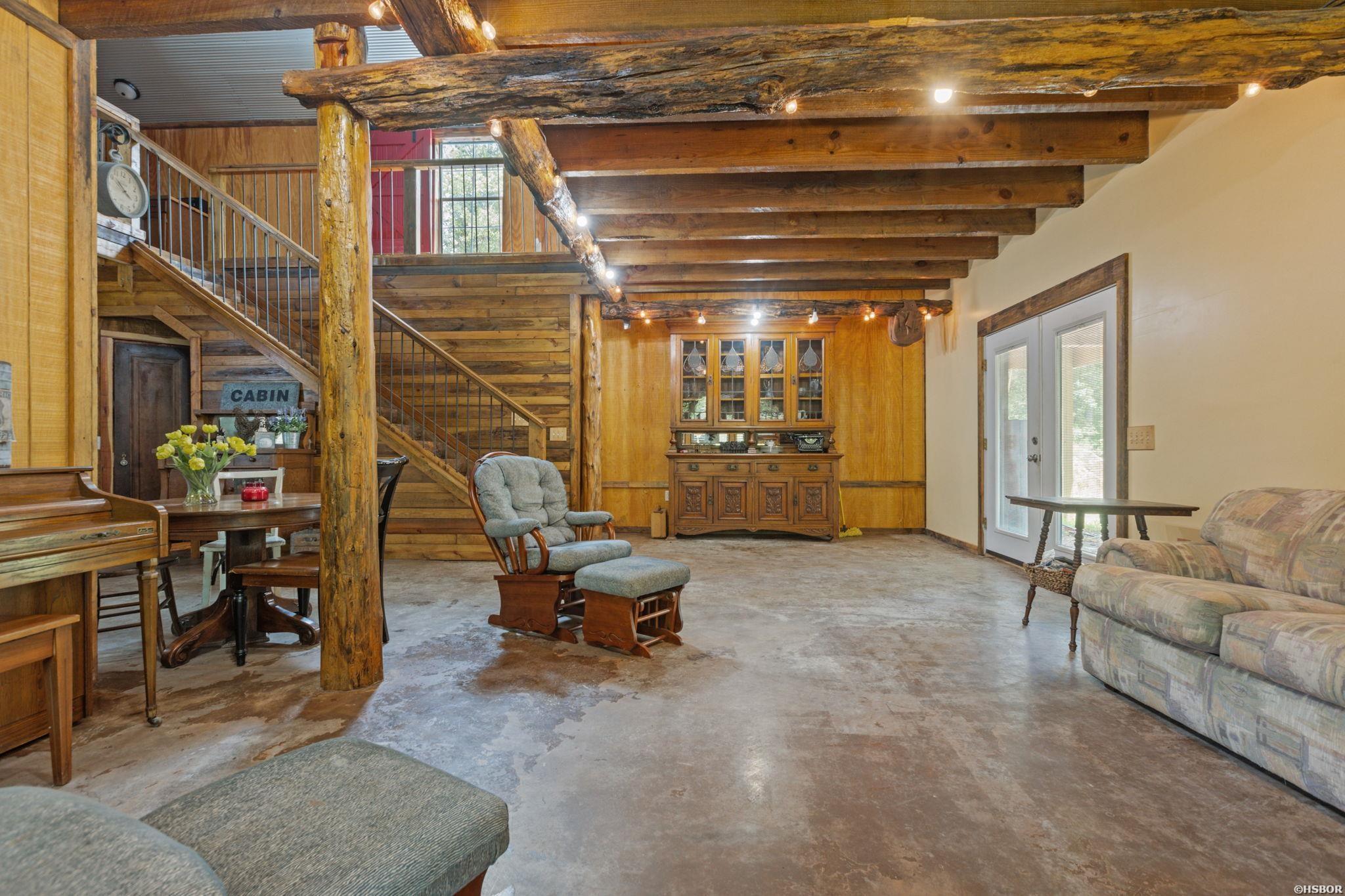 7915 Rolling Manor Drive Property Photo 10