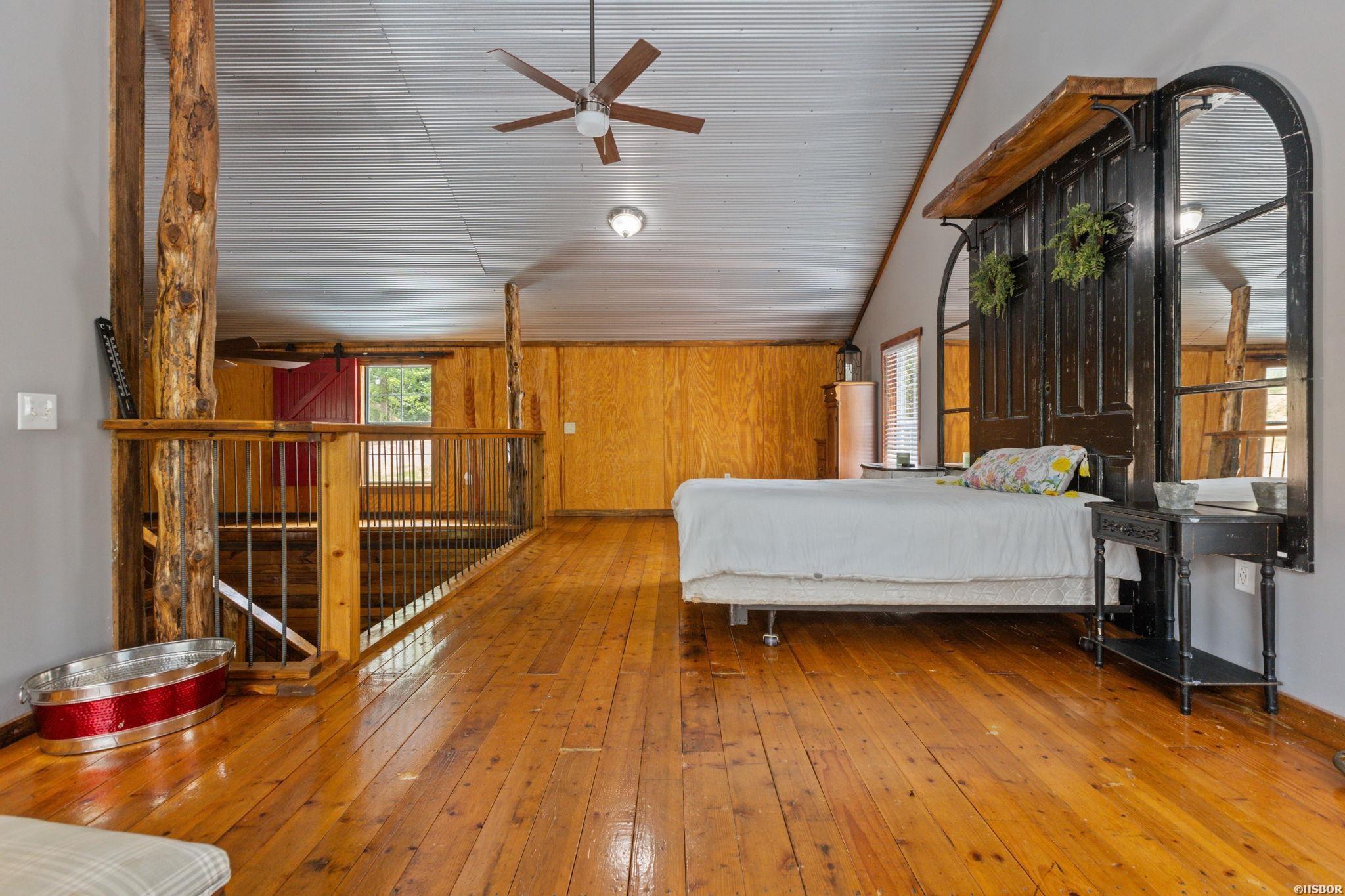 7915 Rolling Manor Drive Property Photo 18