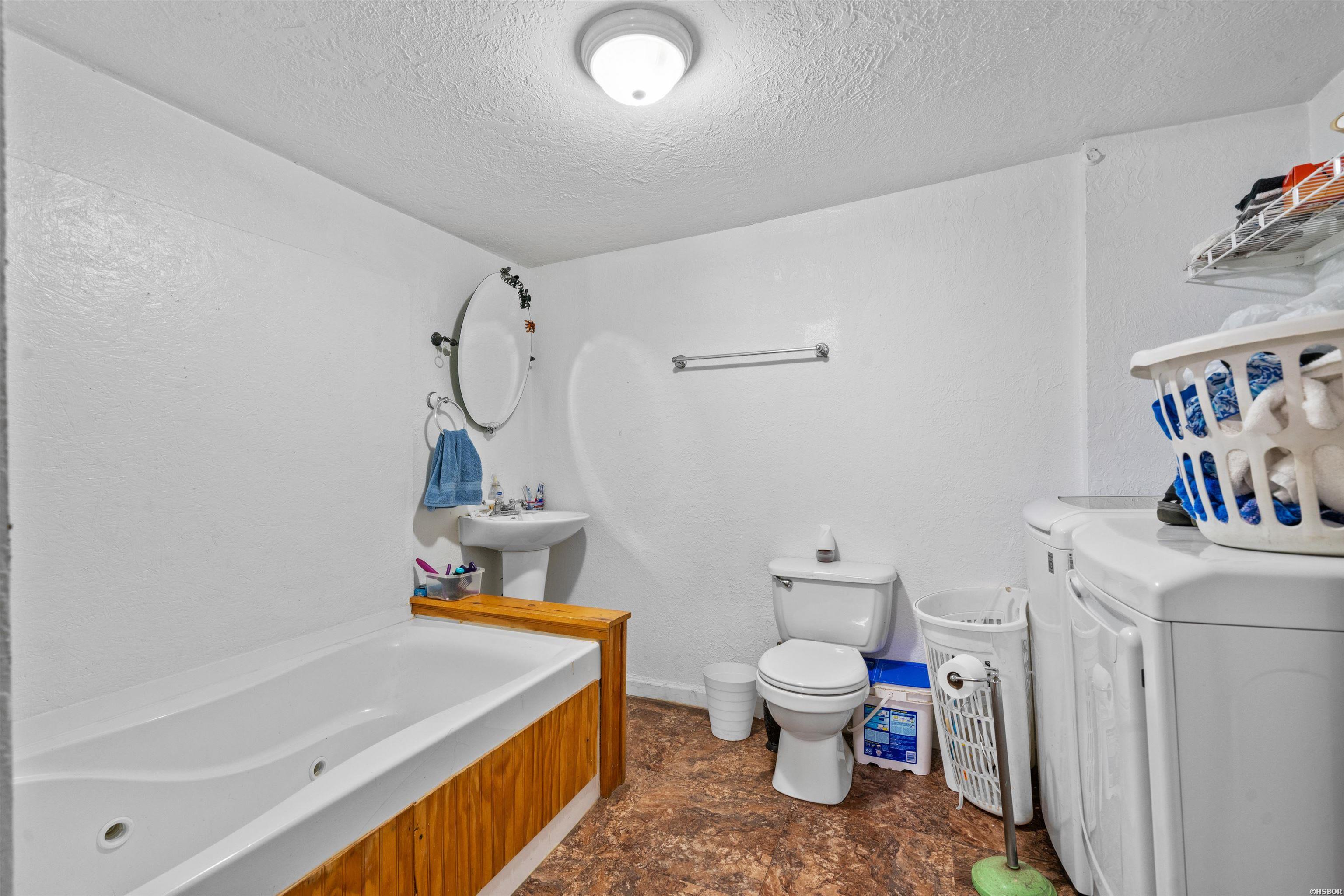 598 & 600 Timberlake Drive Property Photo 32