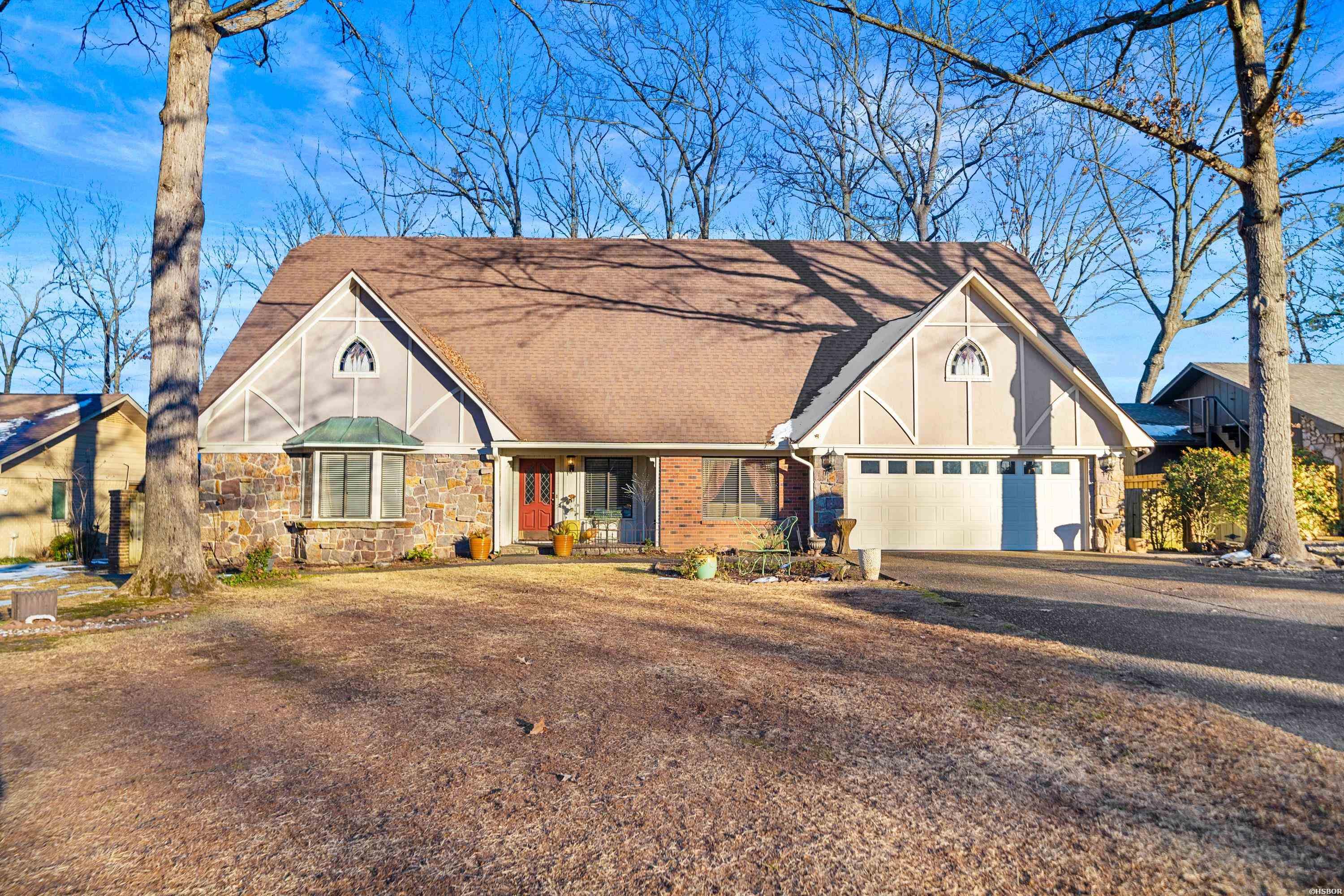 127 Silverwood Property Photo 1