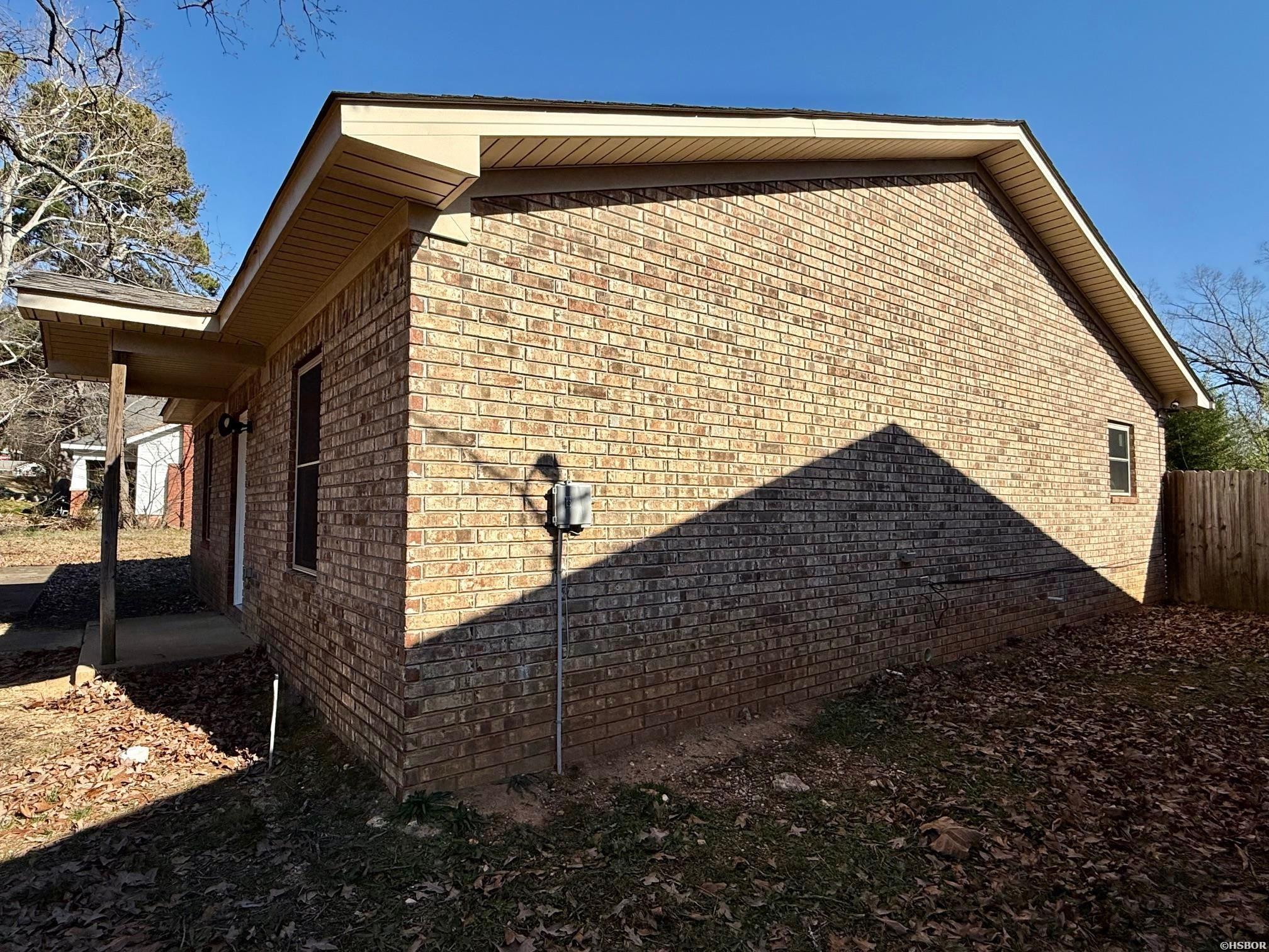 212 Jeffries Street Property Photo 3