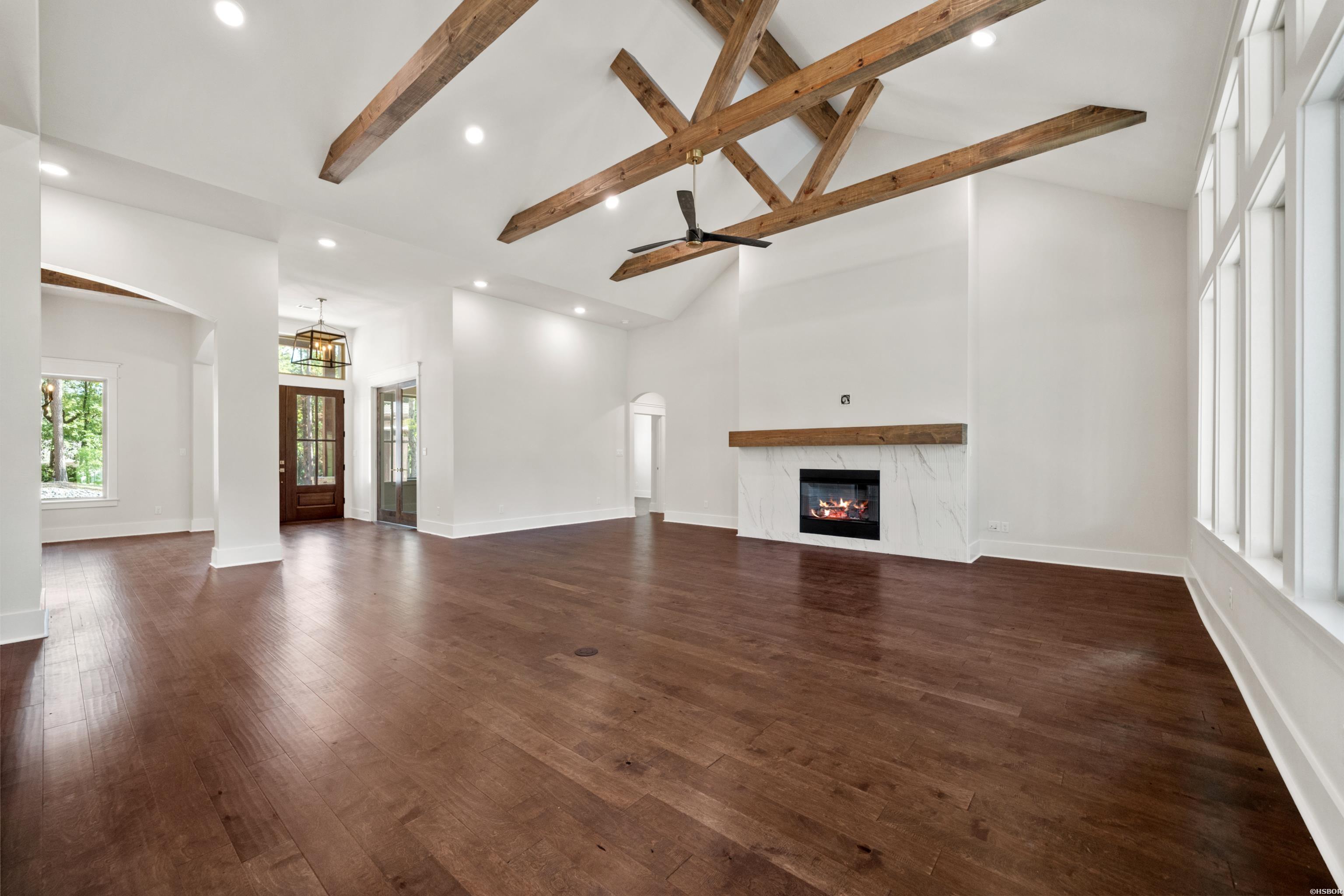 43 Loyola Drive Property Photo 7