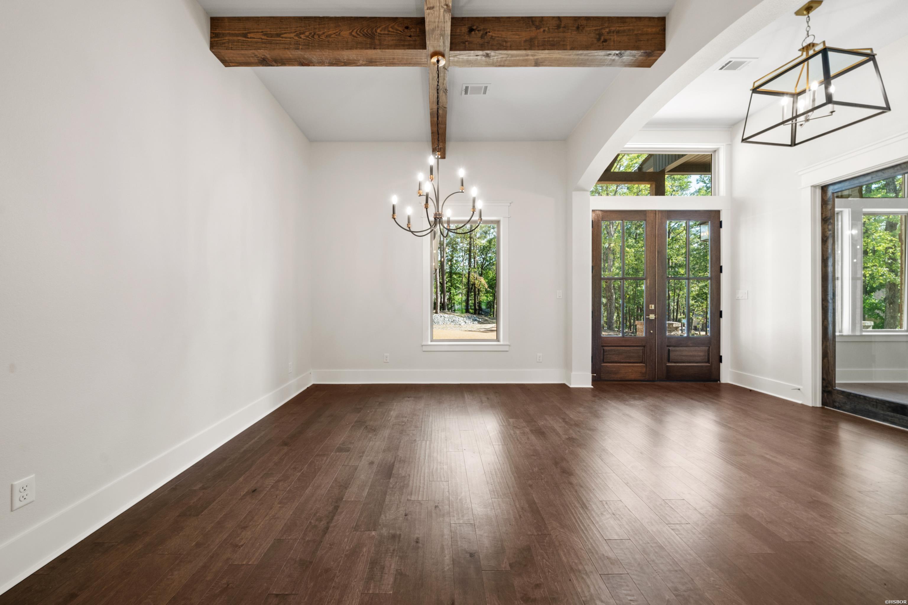 43 Loyola Drive Property Photo 18