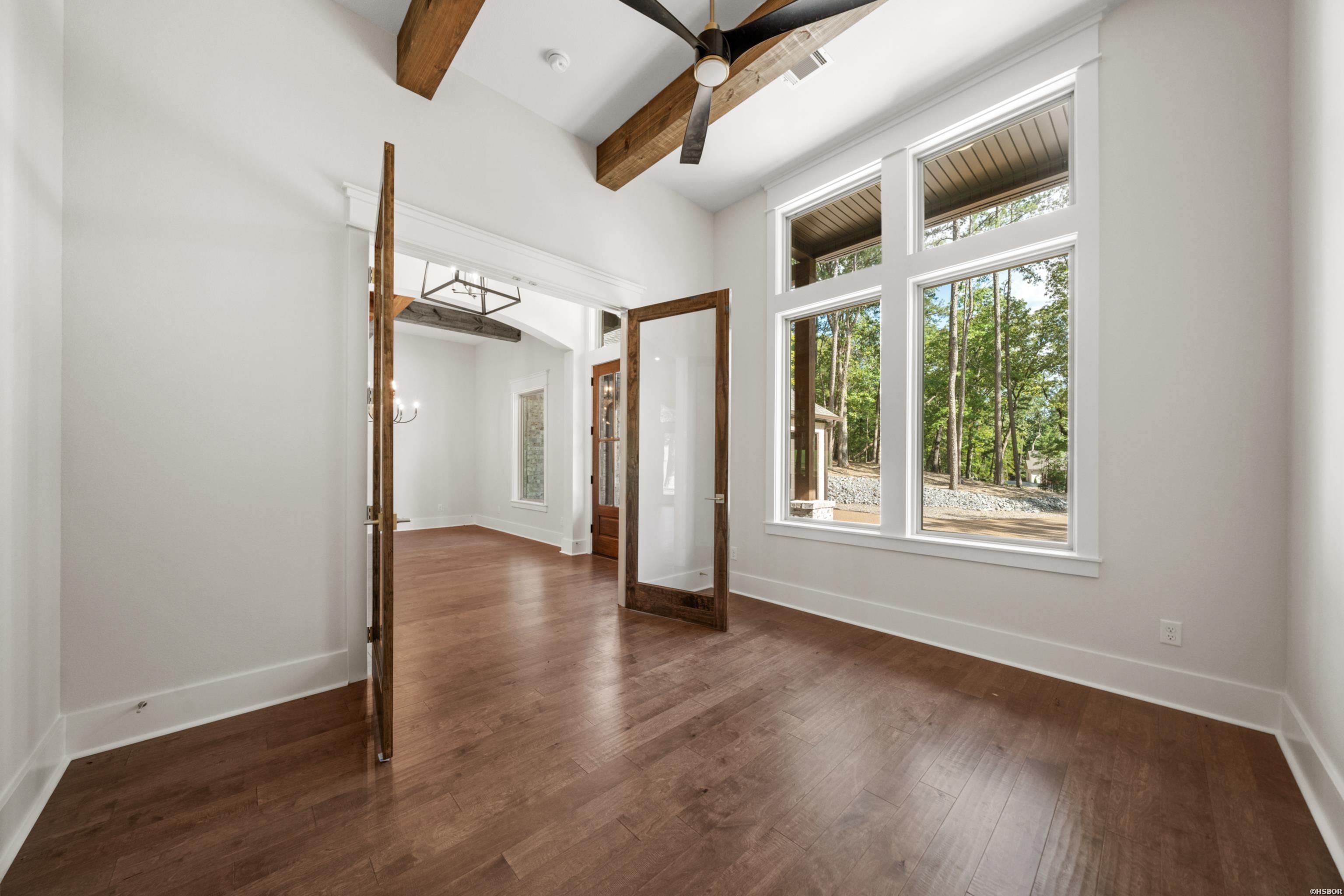 43 Loyola Drive Property Photo 22
